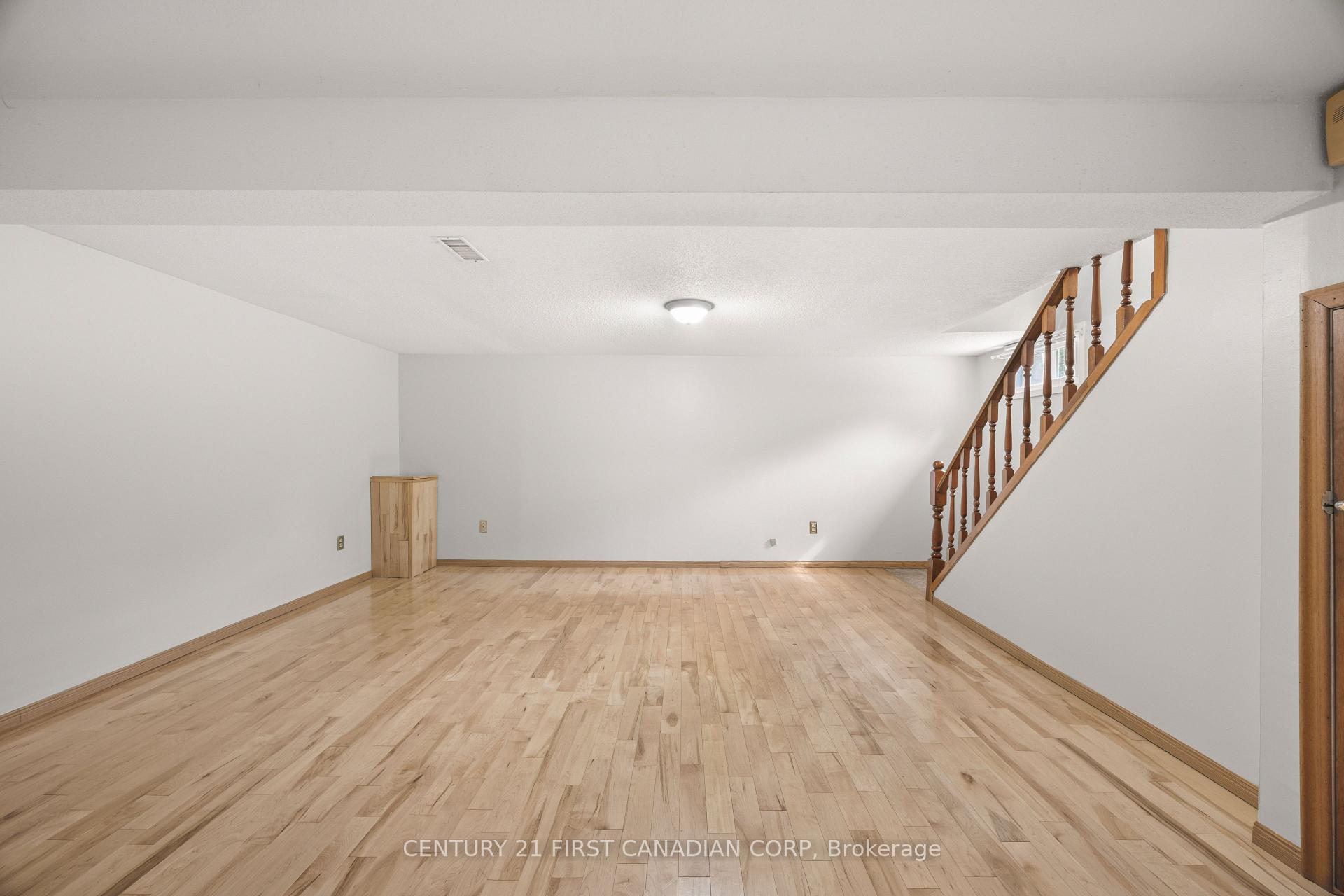 Photo 31 of 25 Noel Avenue, London, East I — HOMEH