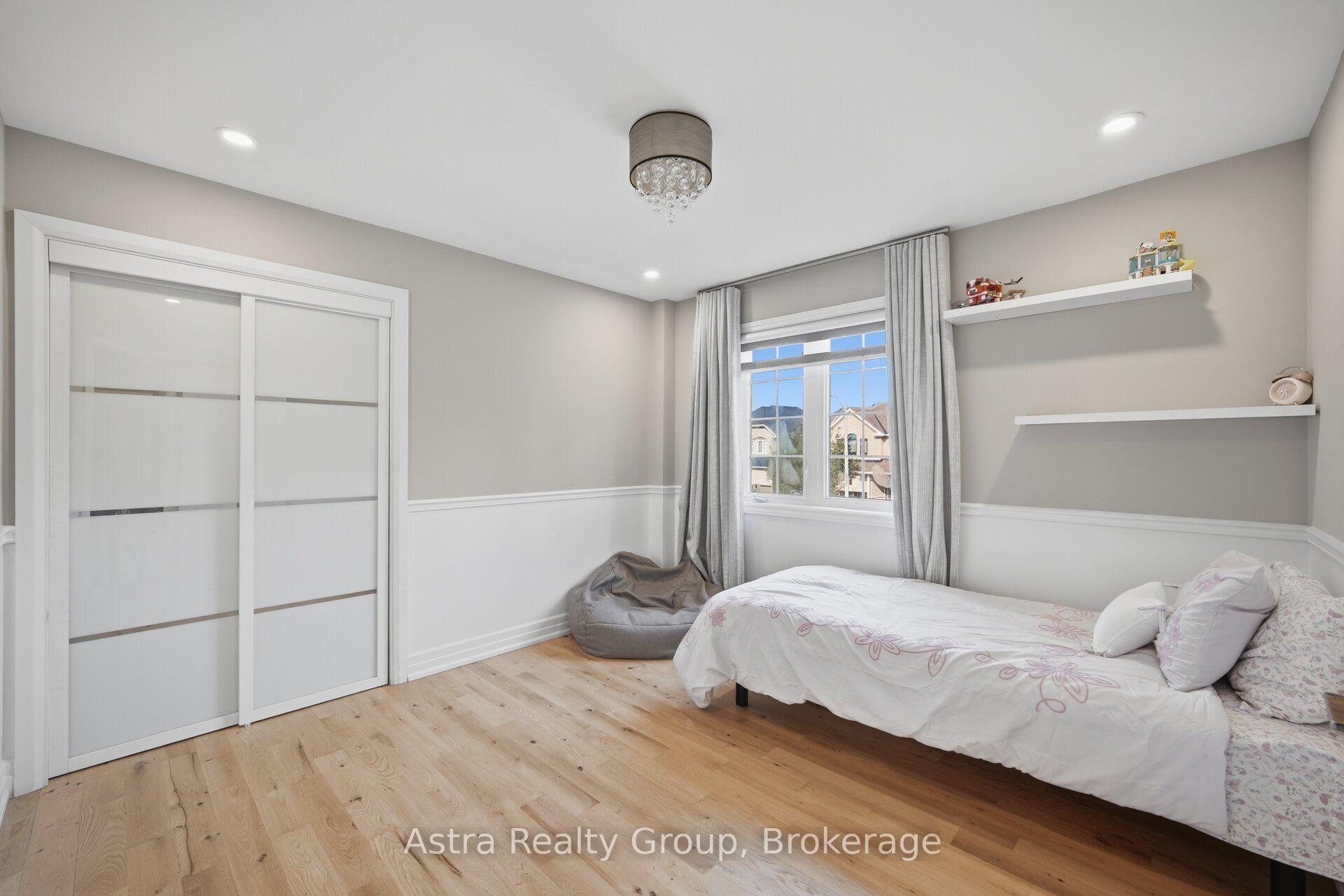Photo 31 of 162 Corner Brook Crescent, Vaughan, Vellore Village — HOMEH