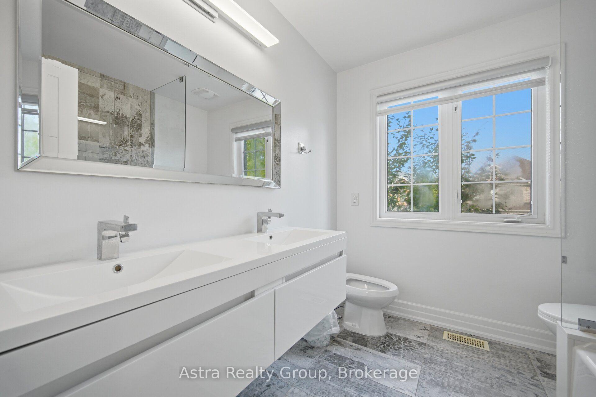 Photo 33 of 162 Corner Brook Crescent, Vaughan, Vellore Village — HOMEH