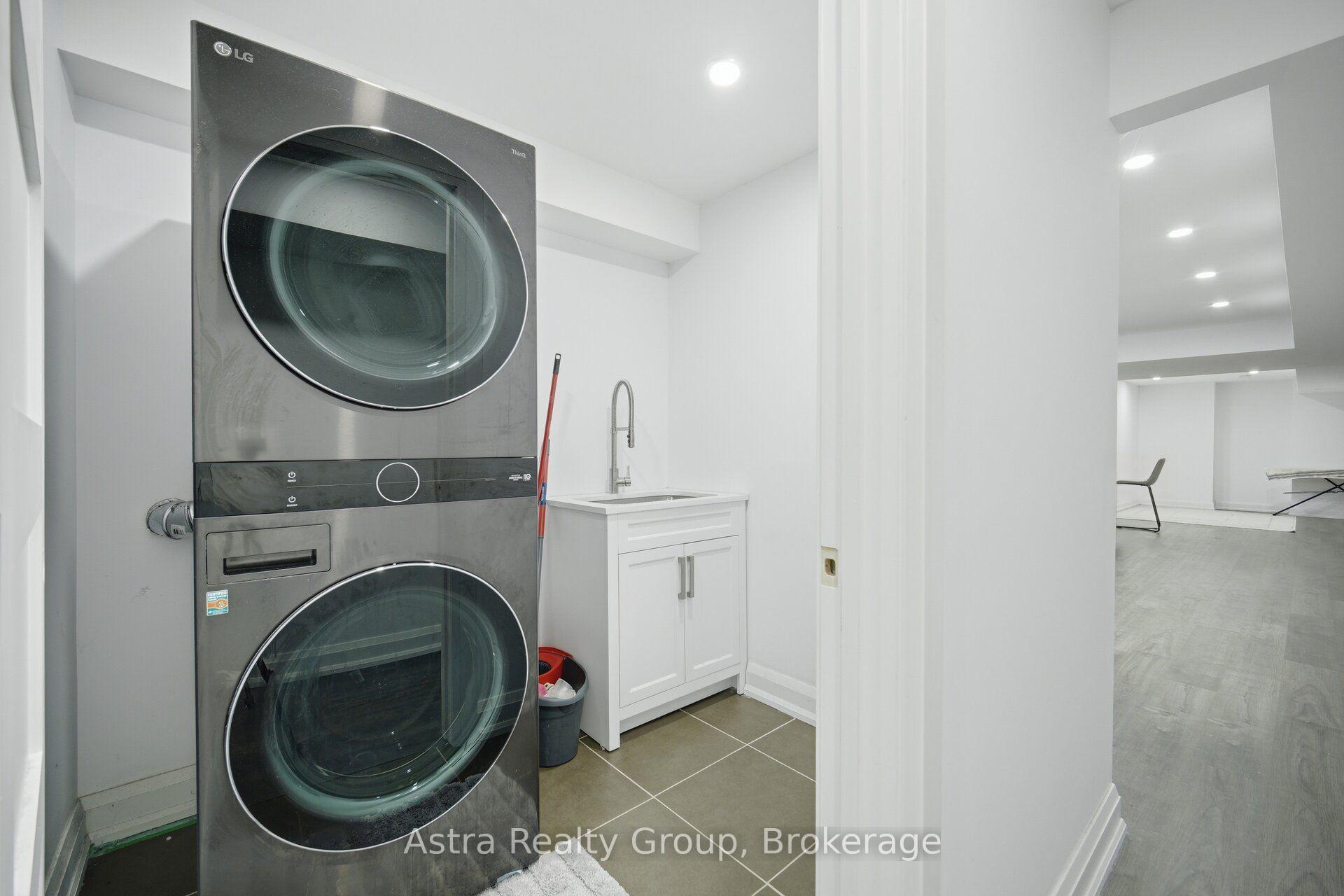 Photo 40 of 162 Corner Brook Crescent, Vaughan, Vellore Village — HOMEH