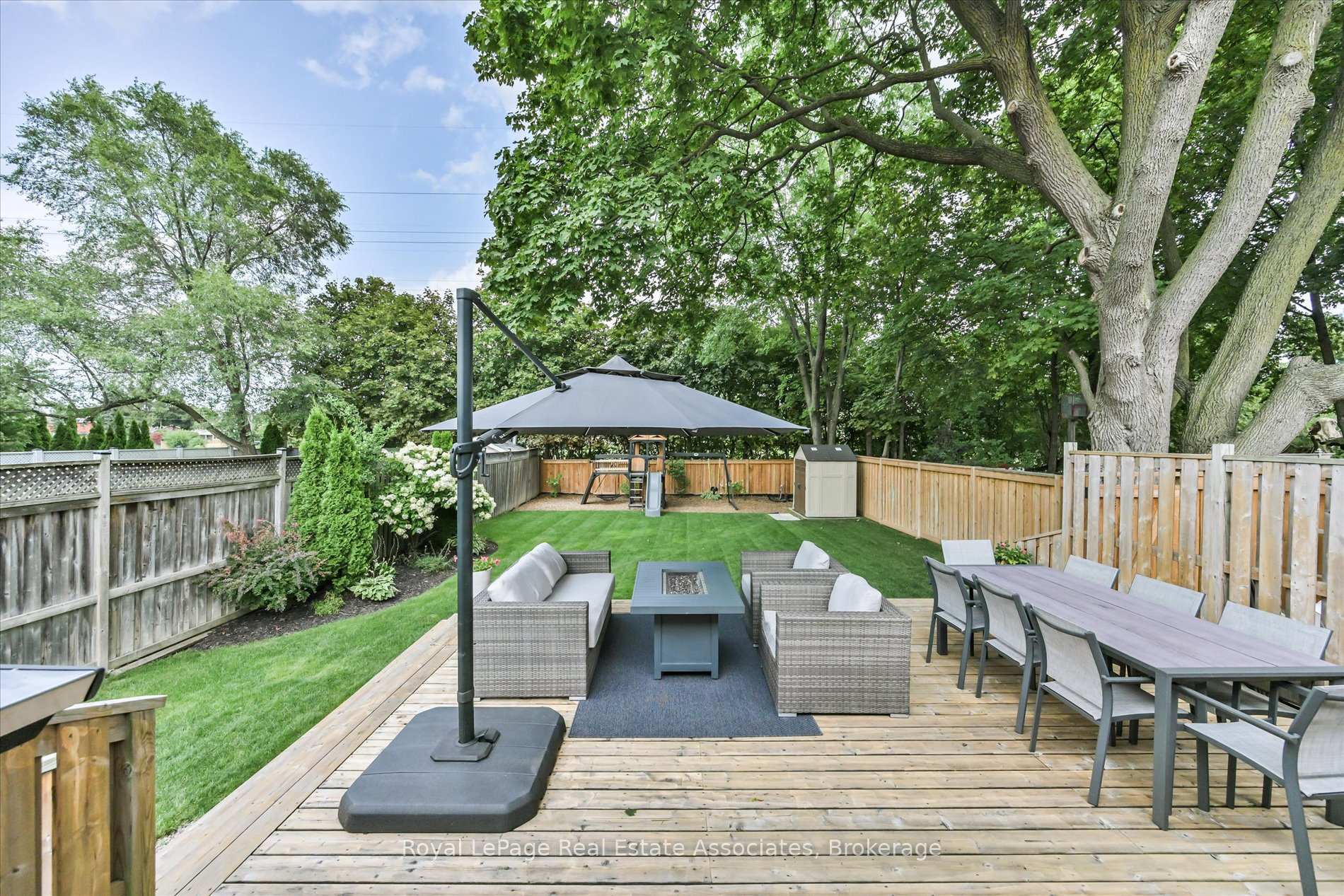 Photo 39 of 41 Ashbourne Drive, Etobicoke, Islington-City Centre West — HOMEH