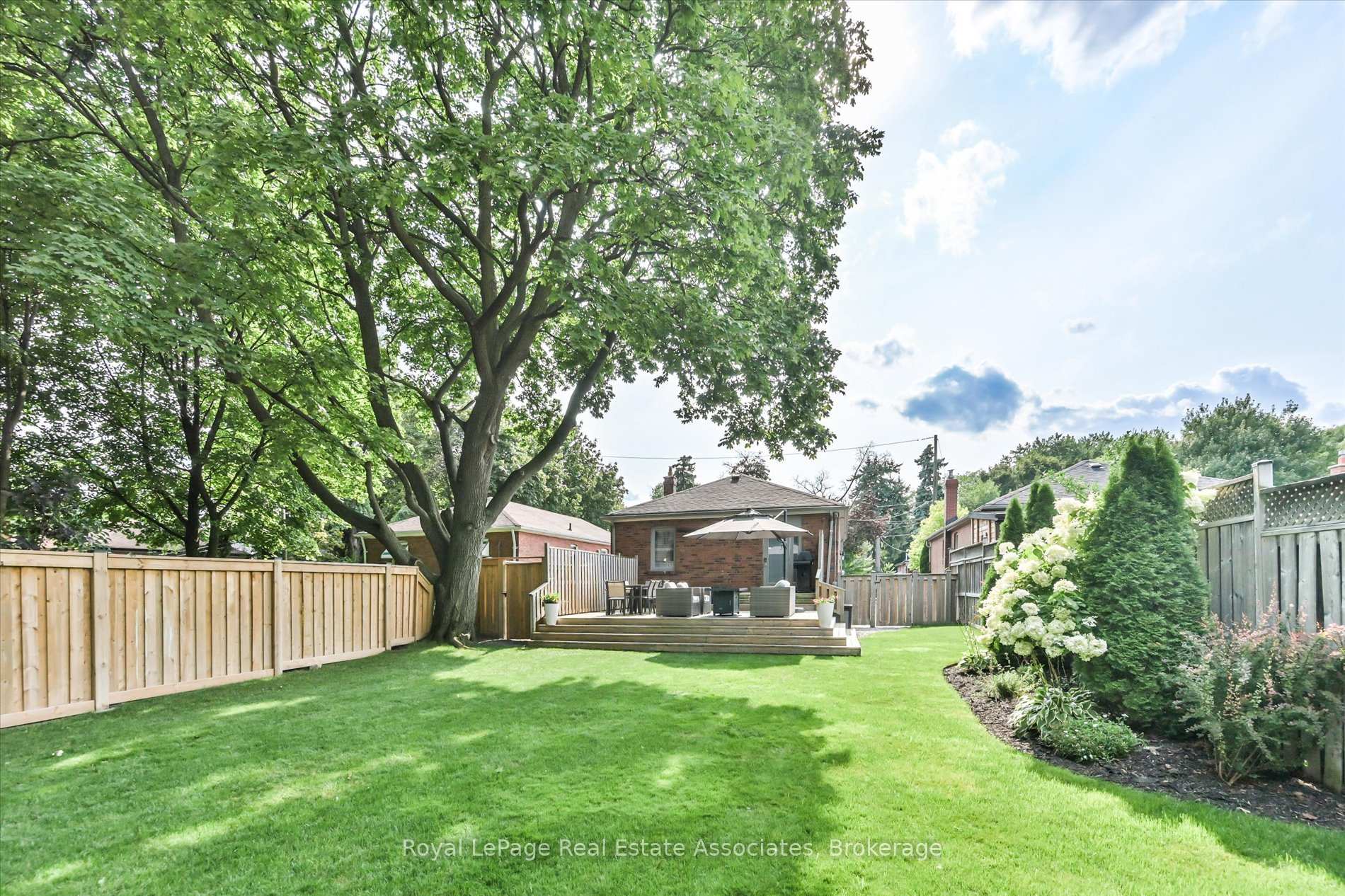 Photo 44 of 41 Ashbourne Drive, Etobicoke, Islington-City Centre West — HOMEH