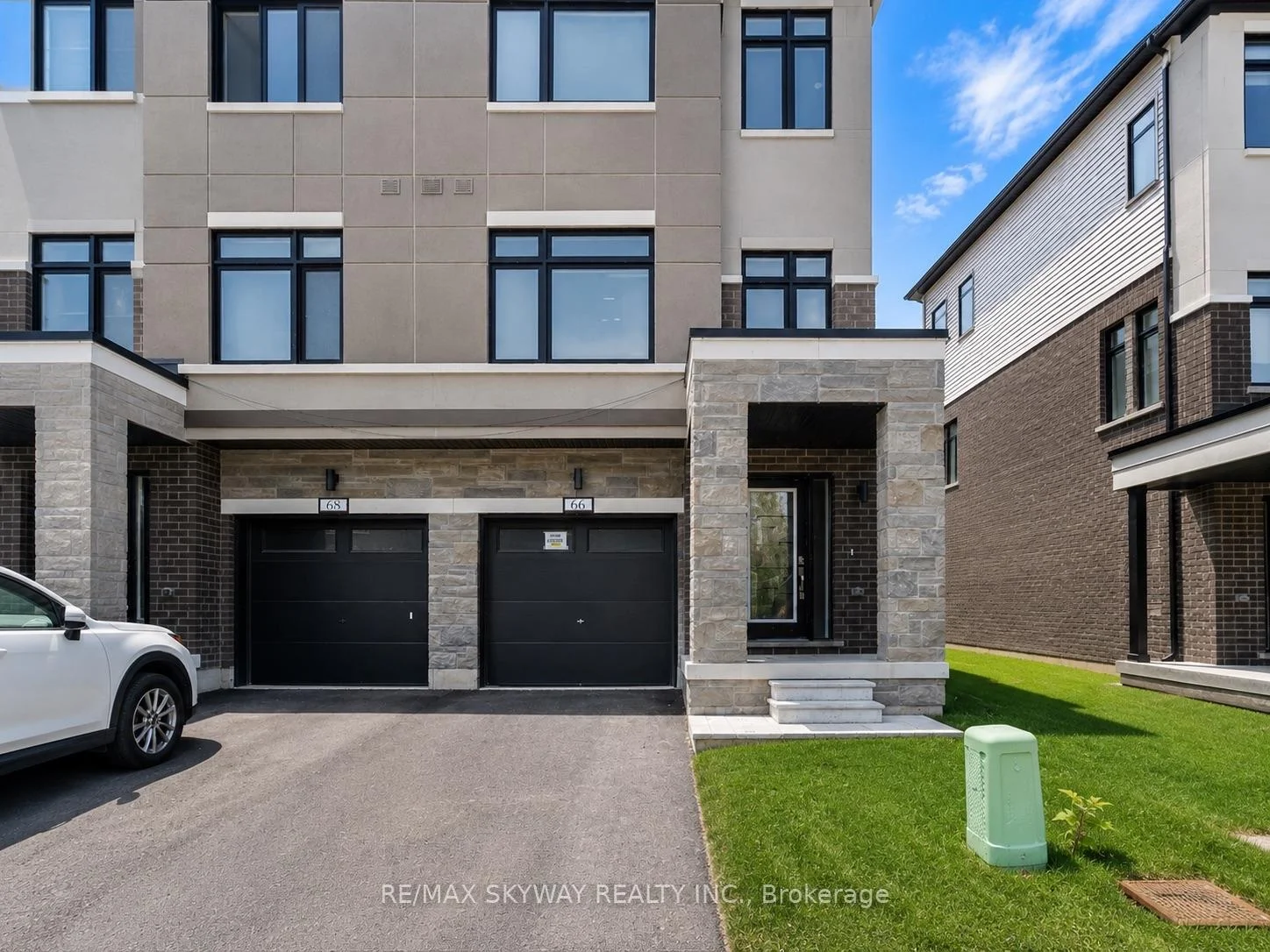 Photo 1 of Unit 2, 66 Fieldridge Crescent, Brampton, Sandringham-Wellington North — HOMEH