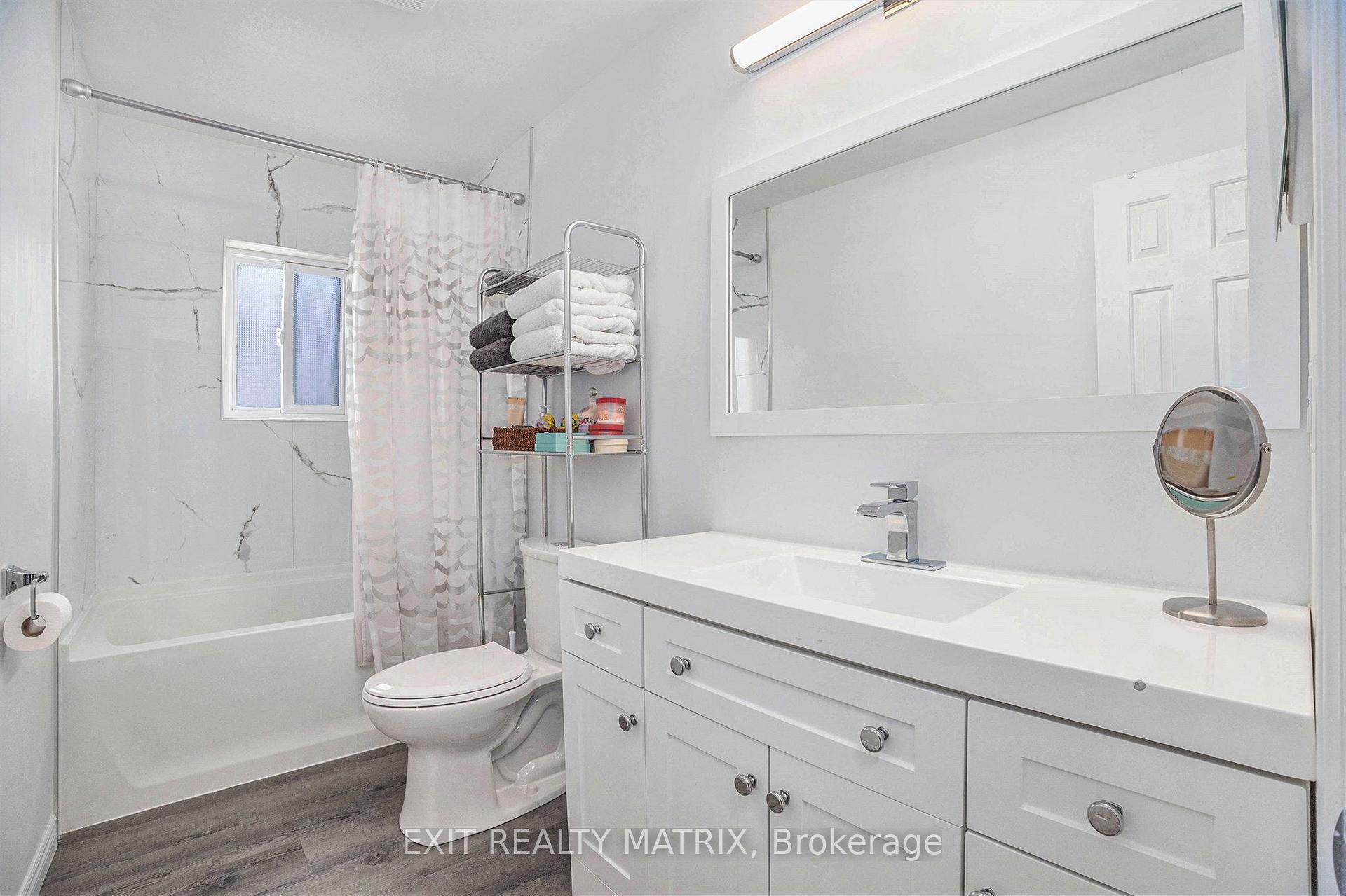 Photo 21 of 697 Levac Drive, Ottawa, Fallingbrook/Pineridge — HOMEH