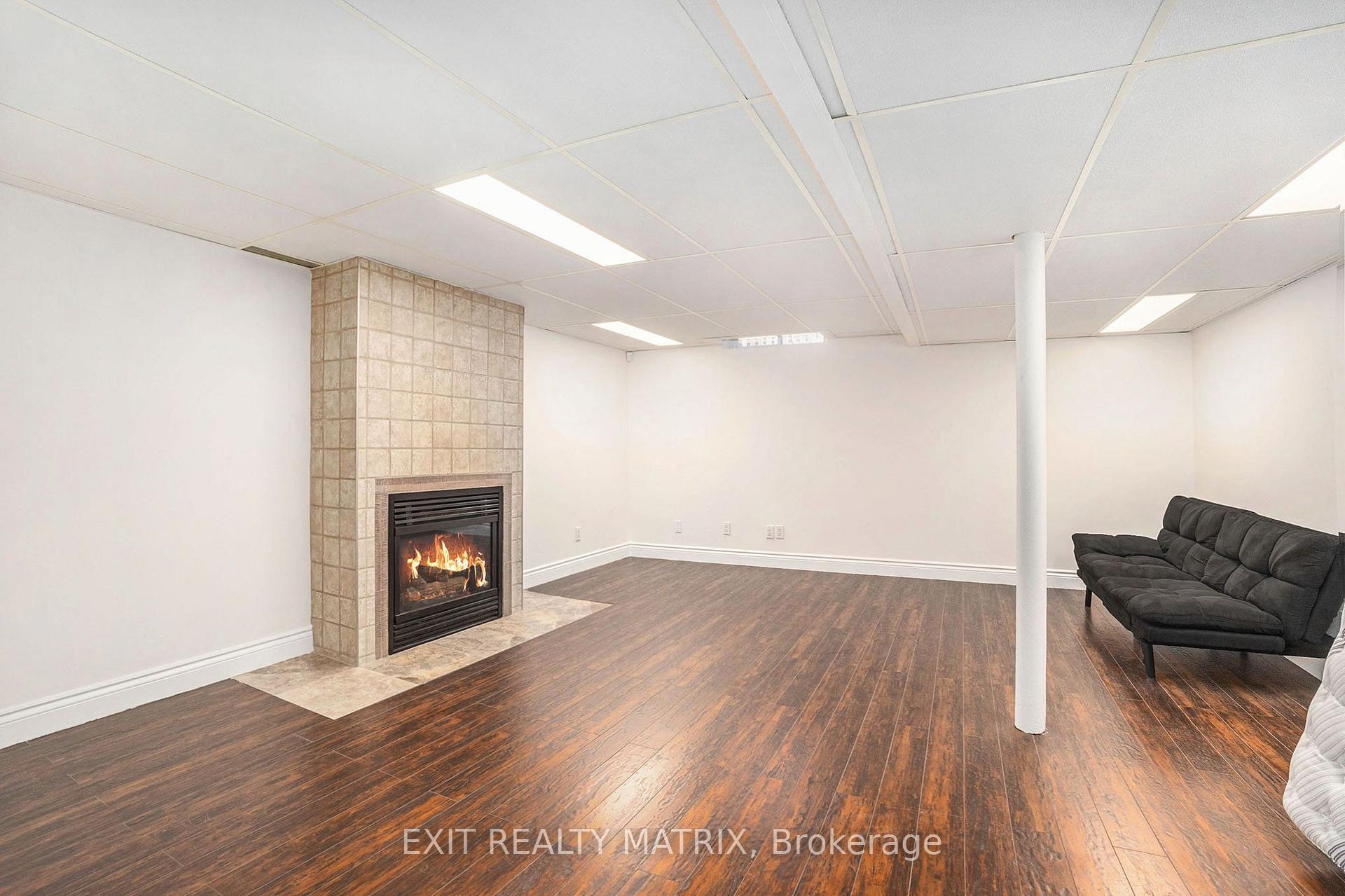 Photo 23 of 697 Levac Drive, Ottawa, Fallingbrook/Pineridge — HOMEH