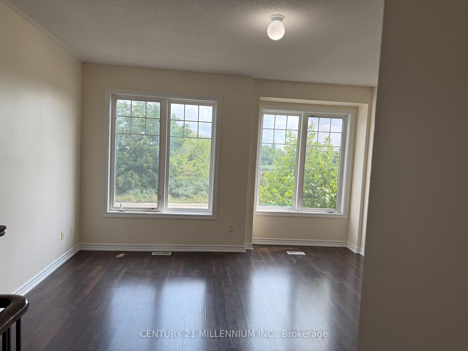 Photo 16 of 62 Magdalene Crescent, Brampton, Heart Lake East — HOMEH