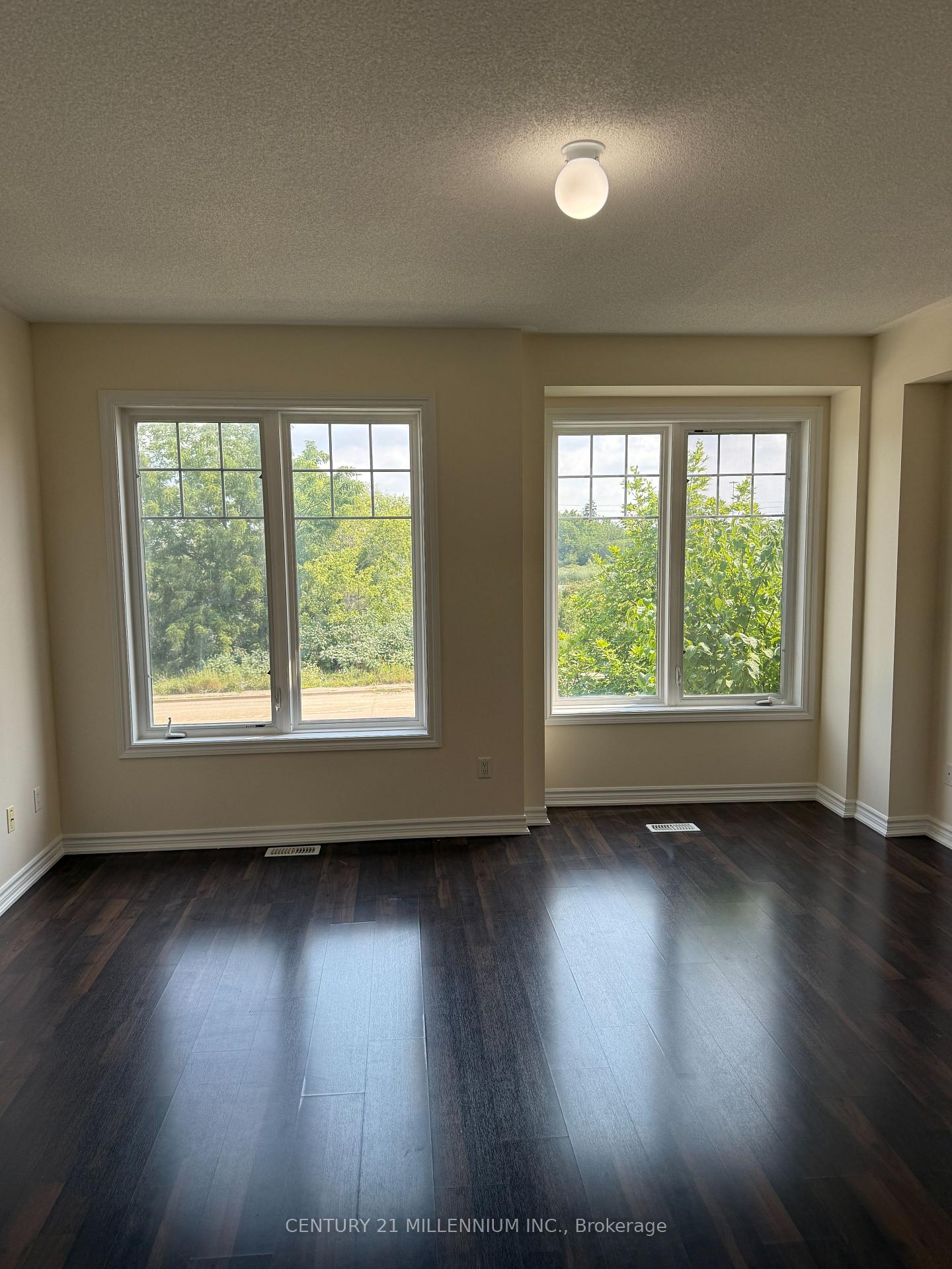Photo 22 of 62 Magdalene Crescent, Brampton, Heart Lake East — HOMEH