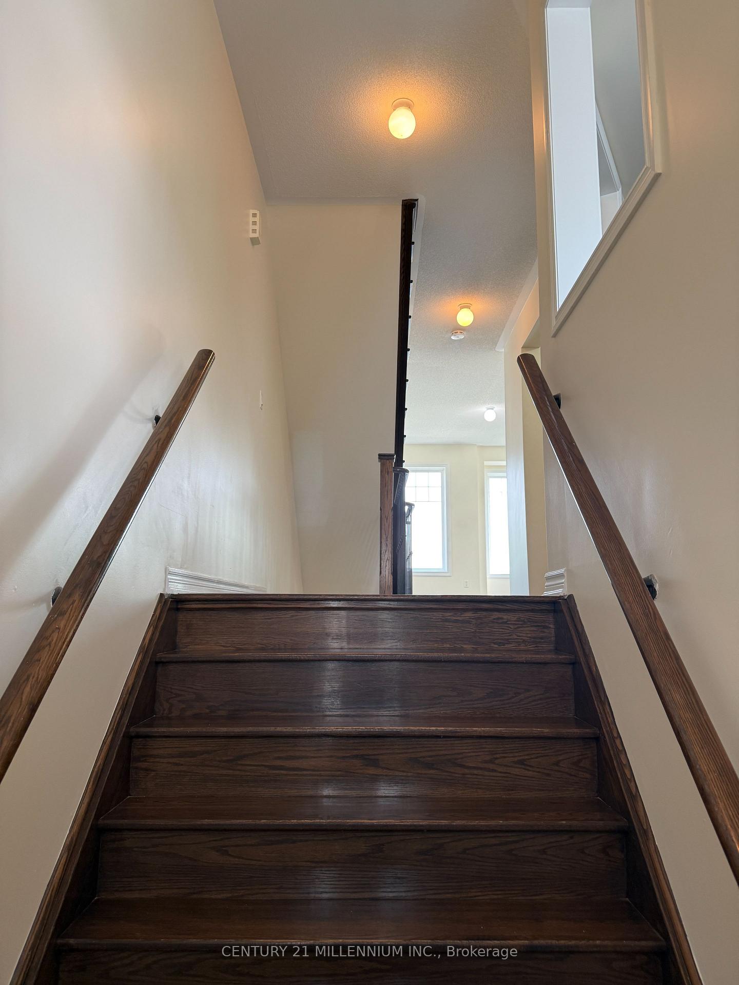 Photo 23 of 62 Magdalene Crescent, Brampton, Heart Lake East — HOMEH