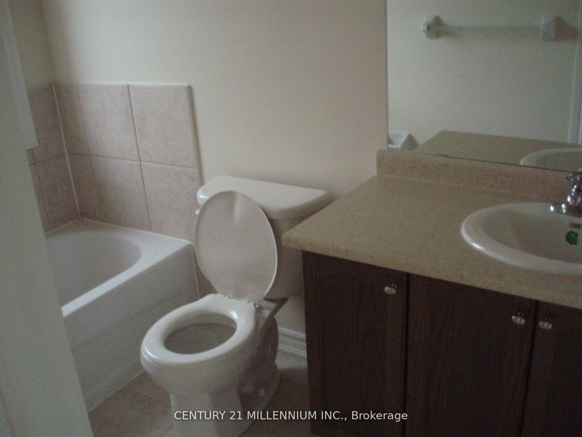 Photo 26 of 62 Magdalene Crescent, Brampton, Heart Lake East — HOMEH