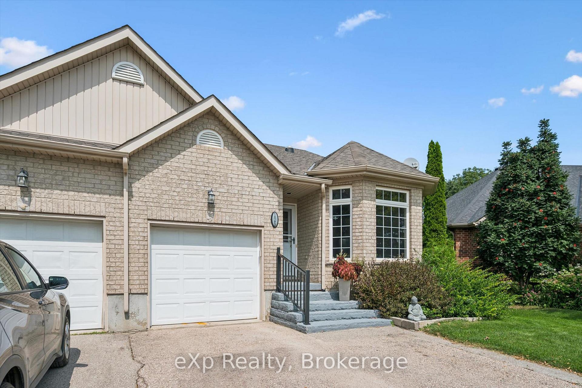 Photo 2 of 125 Halls Drive, Centre Wellington, Elora/Salem — HOMEH