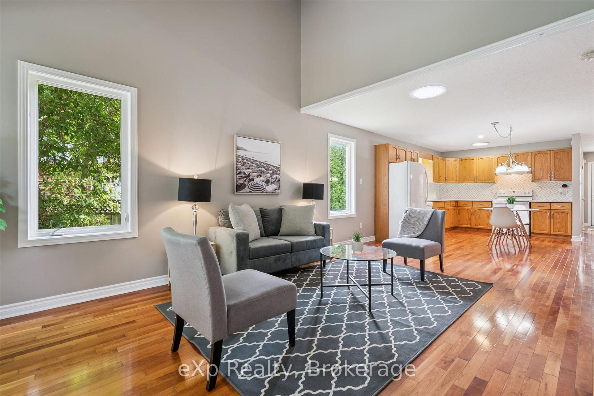 Photo 14 of 125 Halls Drive, Centre Wellington, Elora/Salem — HOMEH