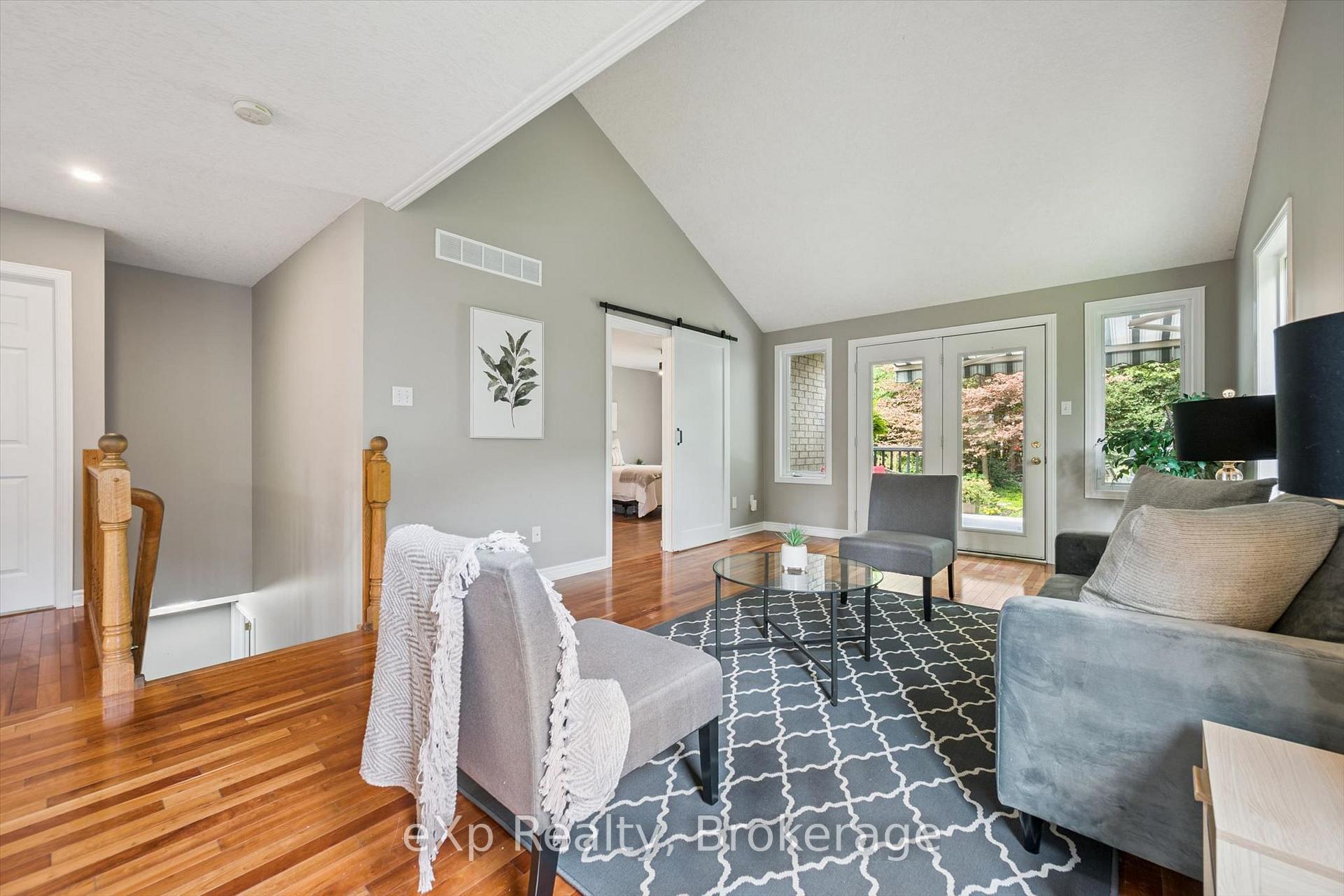 Photo 15 of 125 Halls Drive, Centre Wellington, Elora/Salem — HOMEH