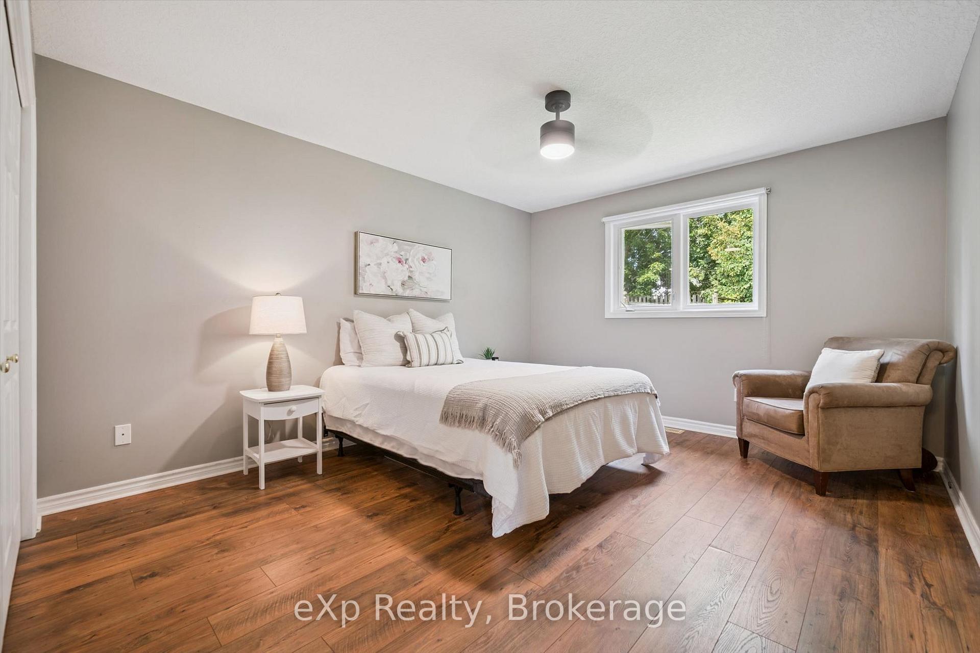 Photo 20 of 125 Halls Drive, Centre Wellington, Elora/Salem — HOMEH