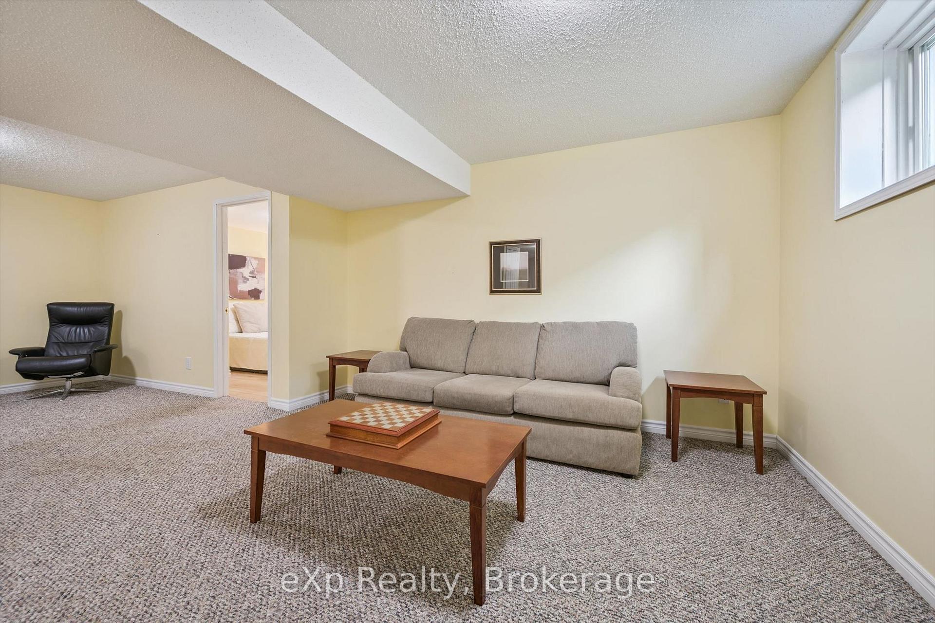 Photo 24 of 125 Halls Drive, Centre Wellington, Elora/Salem — HOMEH