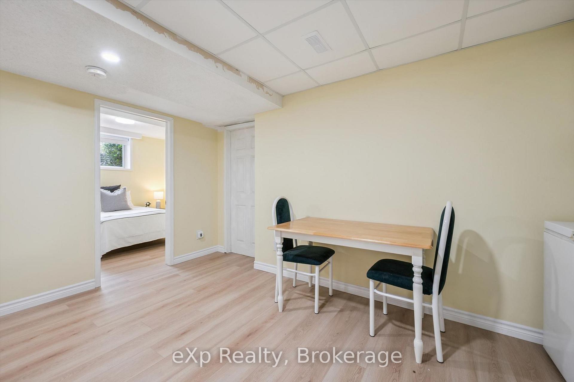 Photo 25 of 125 Halls Drive, Centre Wellington, Elora/Salem — HOMEH