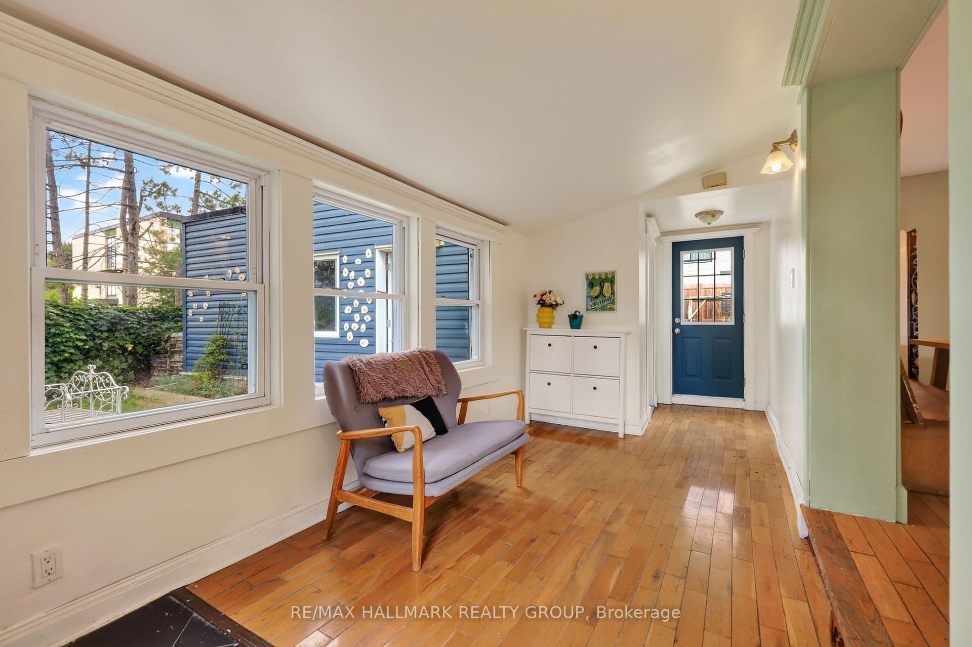 Photo 18 of 664 Center Street, Ottawa, Castle Heights/Rideau High — HOMEH