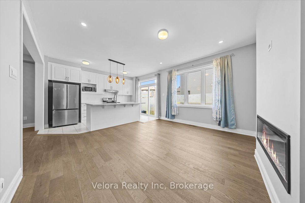Photo 22 of 557 Flagstaff Drive, Ottawa, Barrhaven - Half Moon Bay — HOMEH