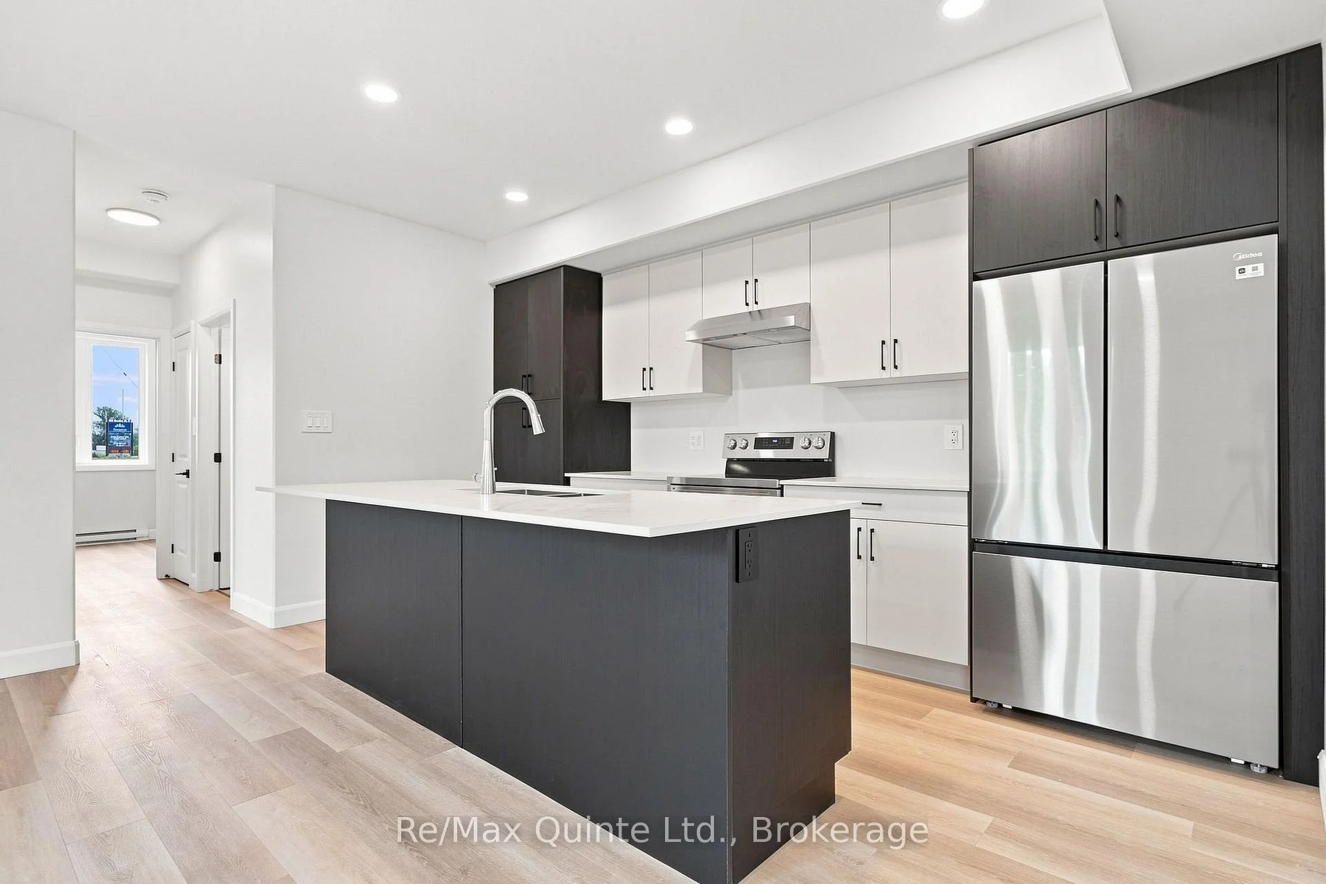 Photo 28 of Unit D, 5 Sienna Avenue, Belleville, Belleville Ward — HOMEH