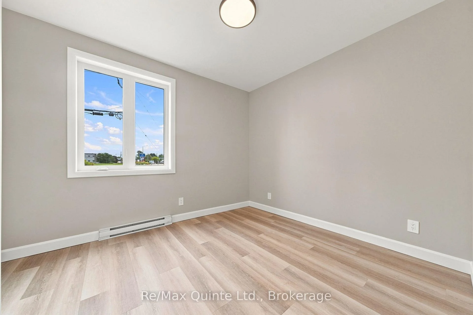 Photo 44 of Unit D, 5 Sienna Avenue, Belleville, Belleville Ward — HOMEH