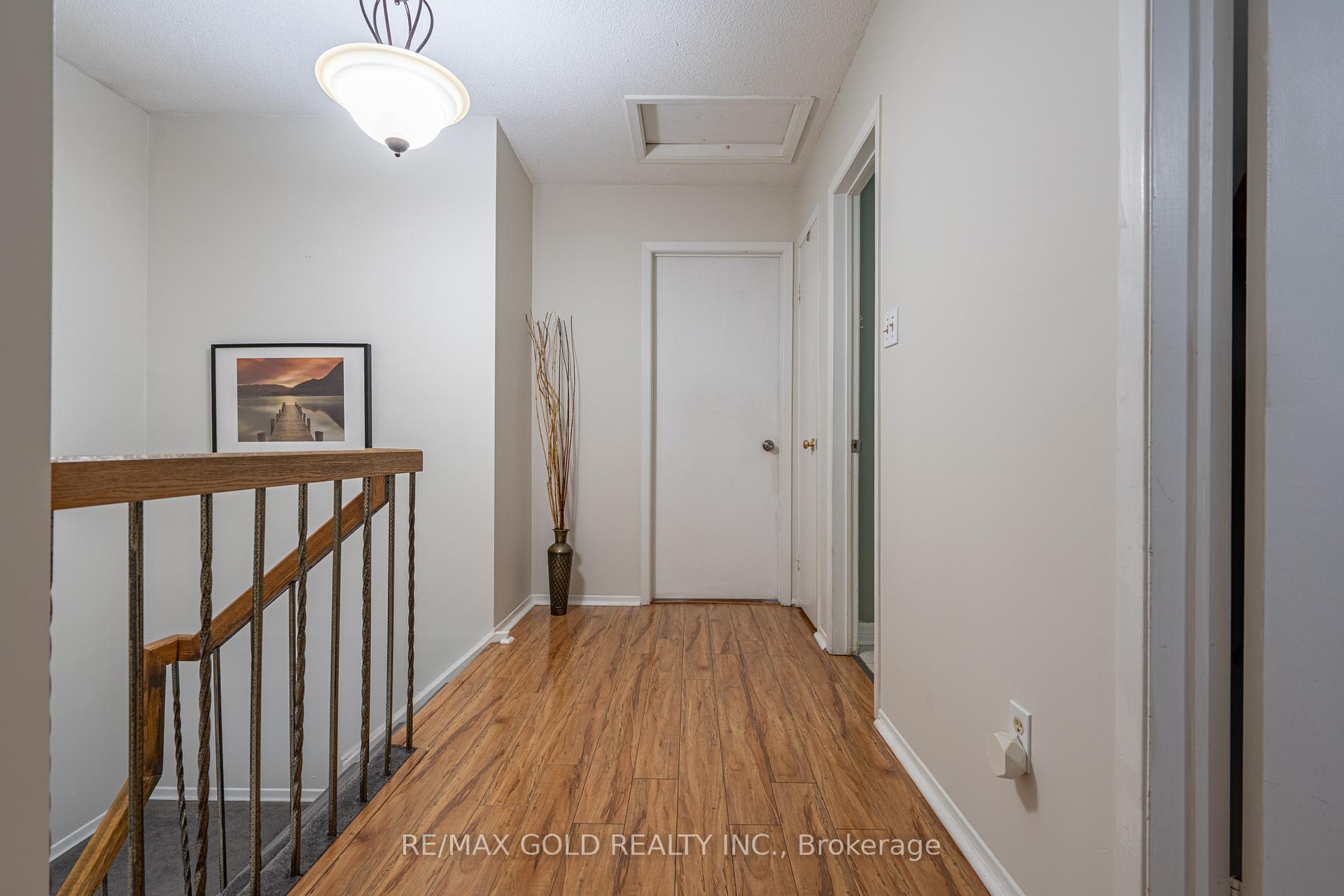 Photo 17 of 86 Whitehaven Drive, Brampton, Heart Lake West — HOMEH