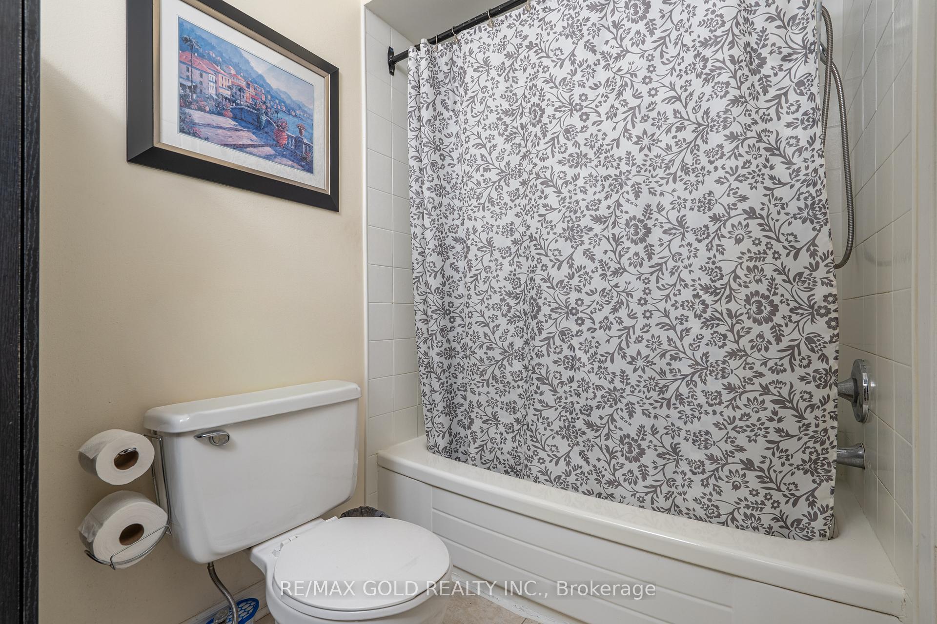 Photo 22 of 86 Whitehaven Drive, Brampton, Heart Lake West — HOMEH