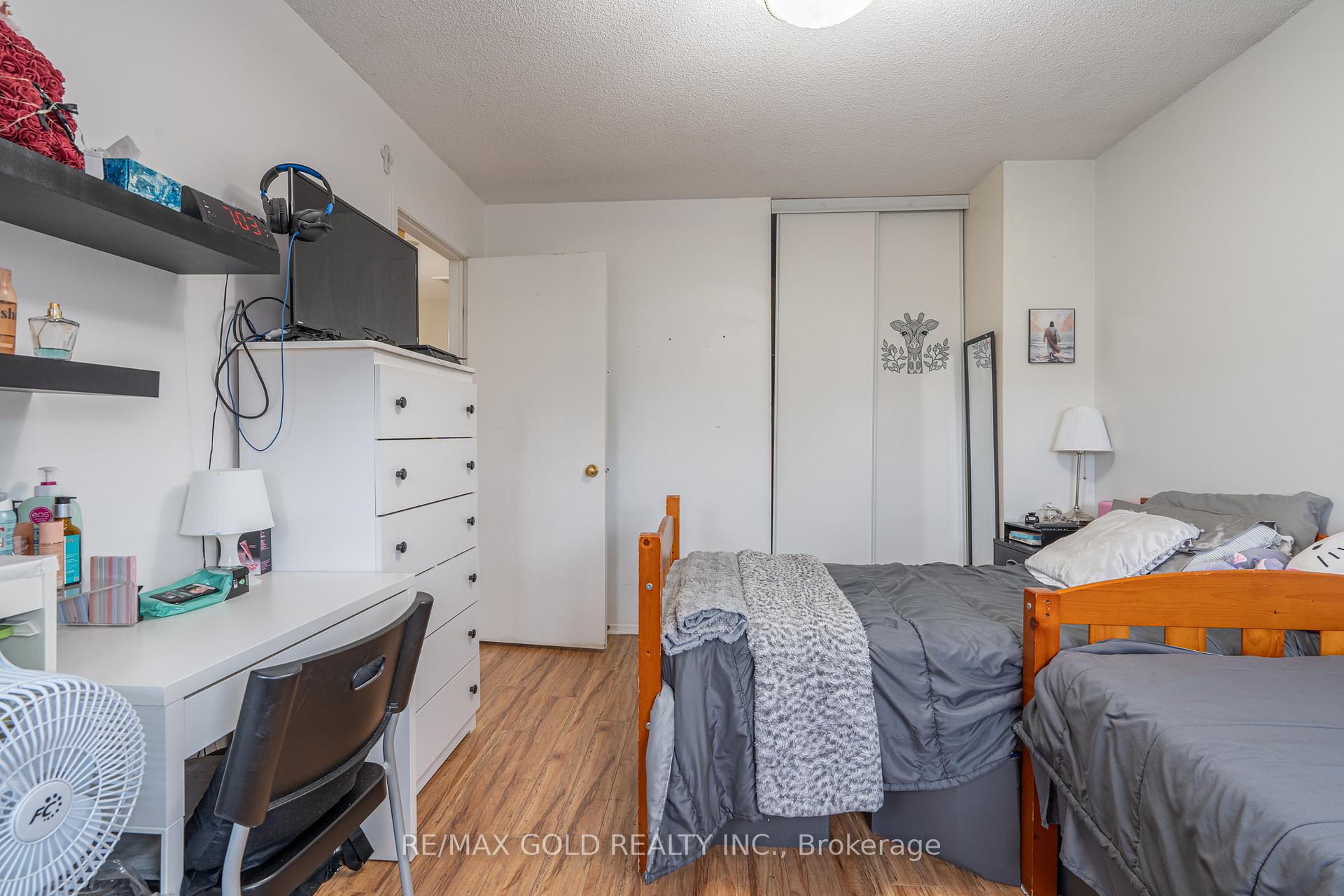 Photo 28 of 86 Whitehaven Drive, Brampton, Heart Lake West — HOMEH