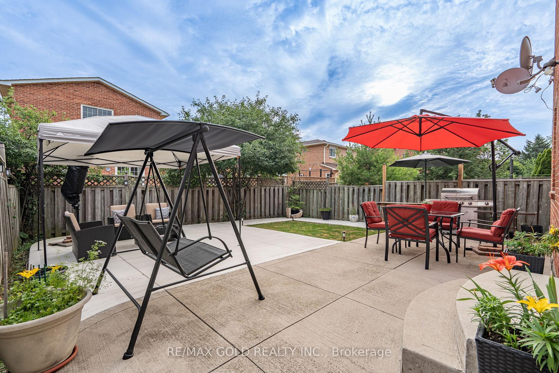 Photo 36 of 86 Whitehaven Drive, Brampton, Heart Lake West — HOMEH