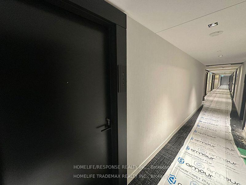 Photo 3 of Unit 416, 117 Broadway Avenue, Toronto, Mount Pleasant West — HOMEH