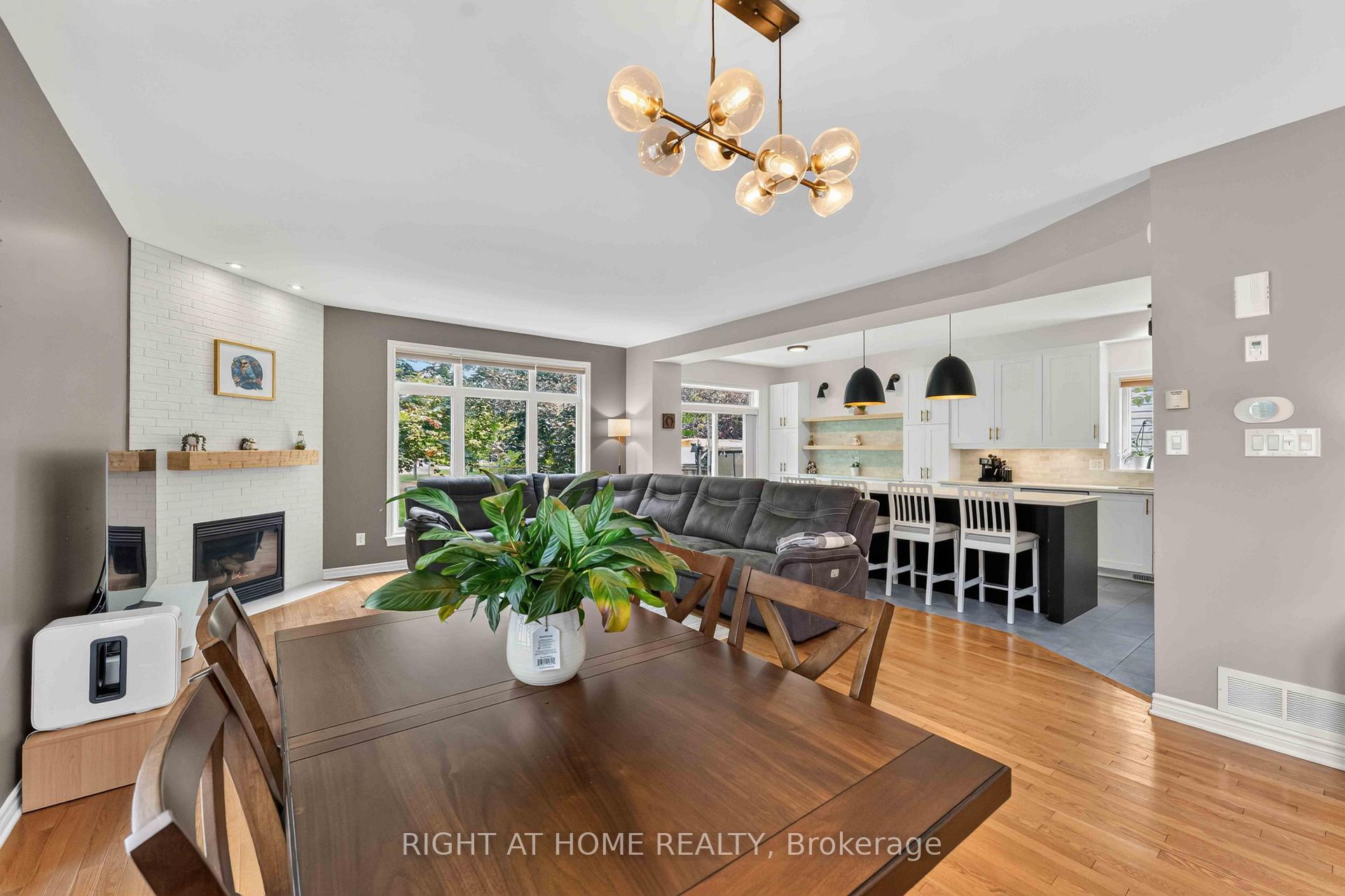 Photo 8 of 168 Steeple Chase Drive, Ottawa, Kanata - Bridlewood — HOMEH