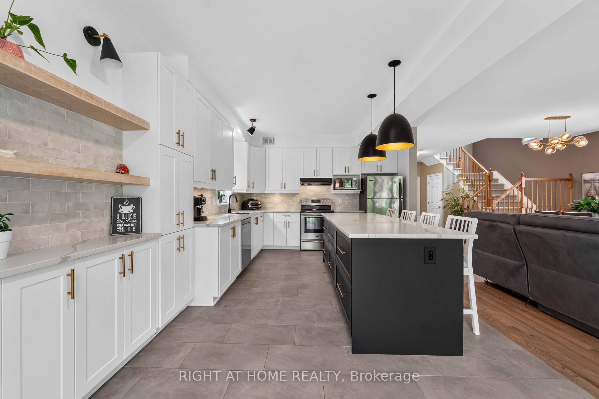 Photo 11 of 168 Steeple Chase Drive, Ottawa, Kanata - Bridlewood — HOMEH