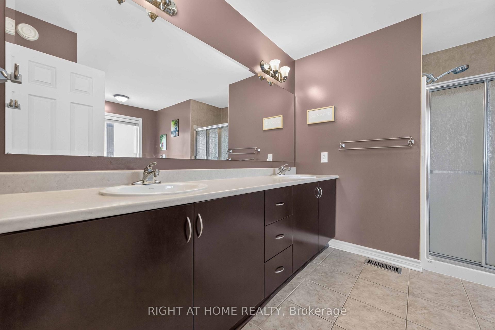 Photo 19 of 168 Steeple Chase Drive, Ottawa, Kanata - Bridlewood — HOMEH
