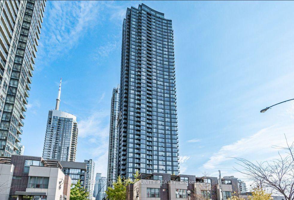 Front of Unit 2607, 11 Brunel Court