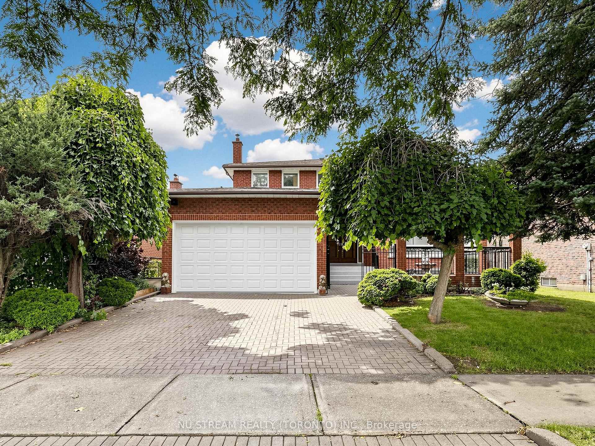 Photo 1 of 117 Ambercroft Boulevard, Scarborough, Steeles — HOMEH
