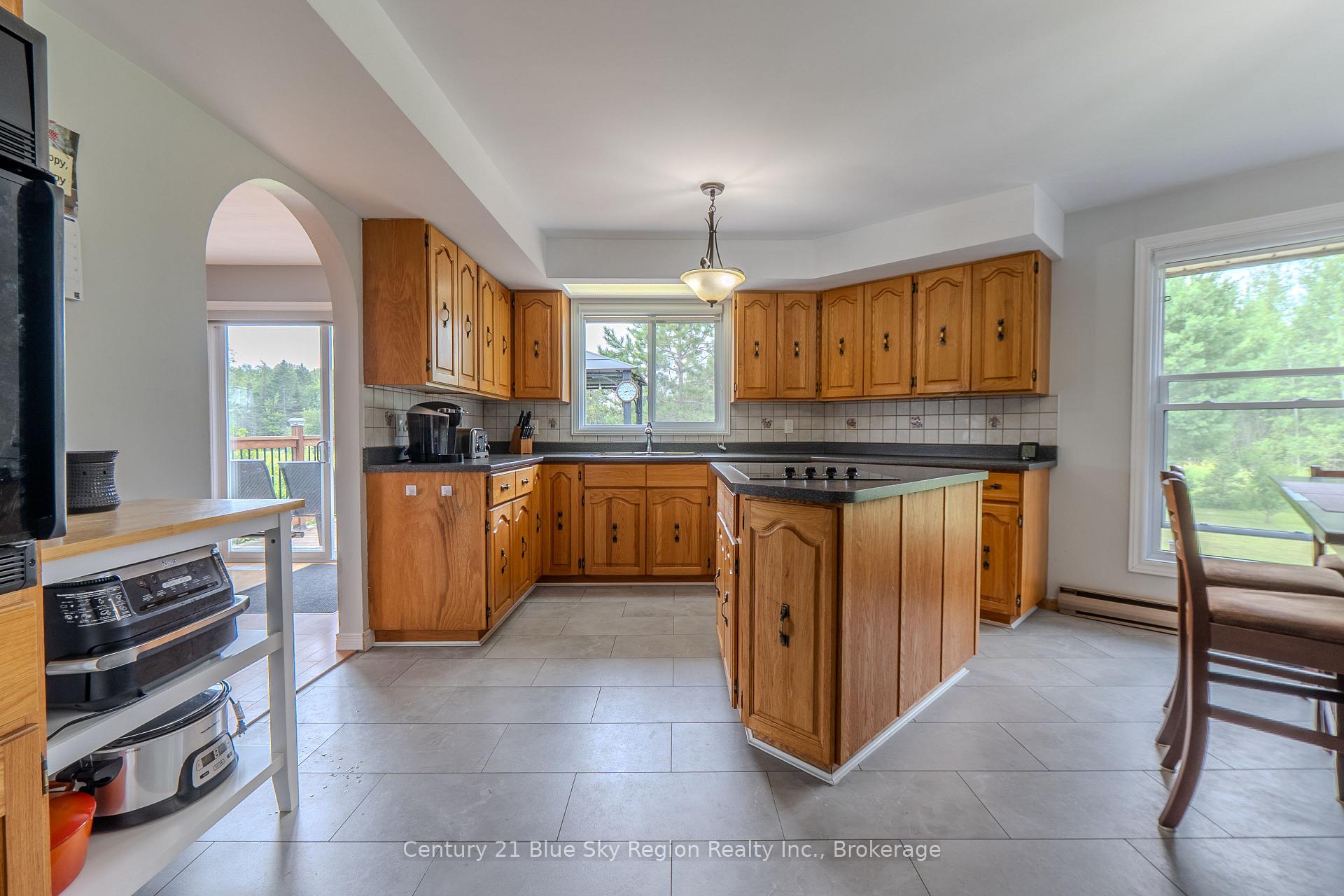 Photo 4 of 71 Levert Drive, West Nipissing, Sturgeon Falls — HOMEH