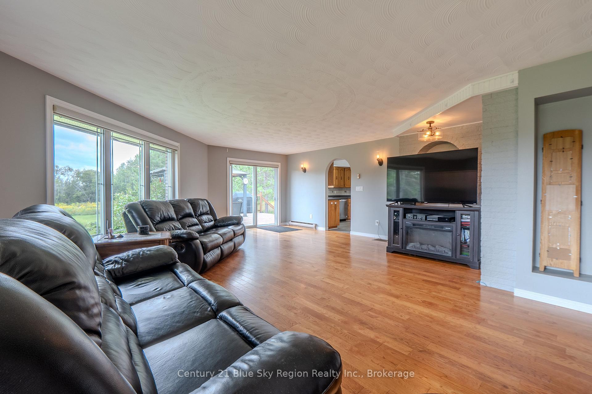 Photo 11 of 71 Levert Drive, West Nipissing, Sturgeon Falls — HOMEH