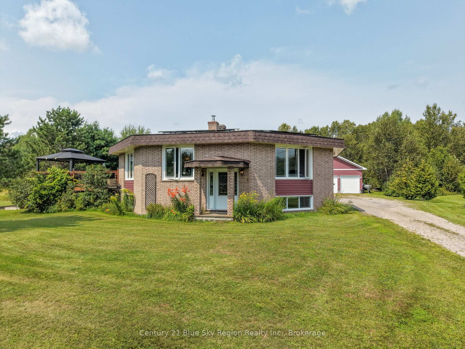 Photo 35 of 71 Levert Drive, West Nipissing, Sturgeon Falls — HOMEH