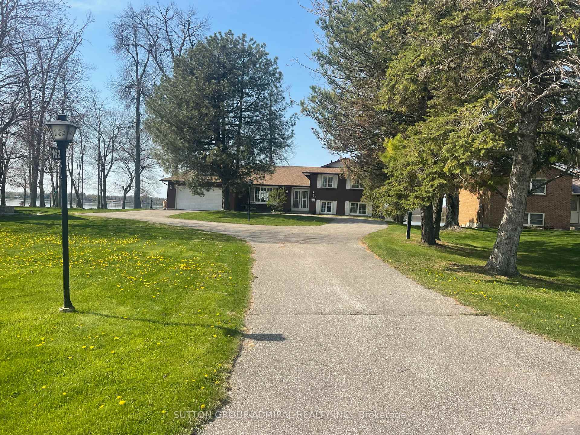 Photo 2 of 162 Bayshore Drive, Ramara, Rural Ramara — HOMEH