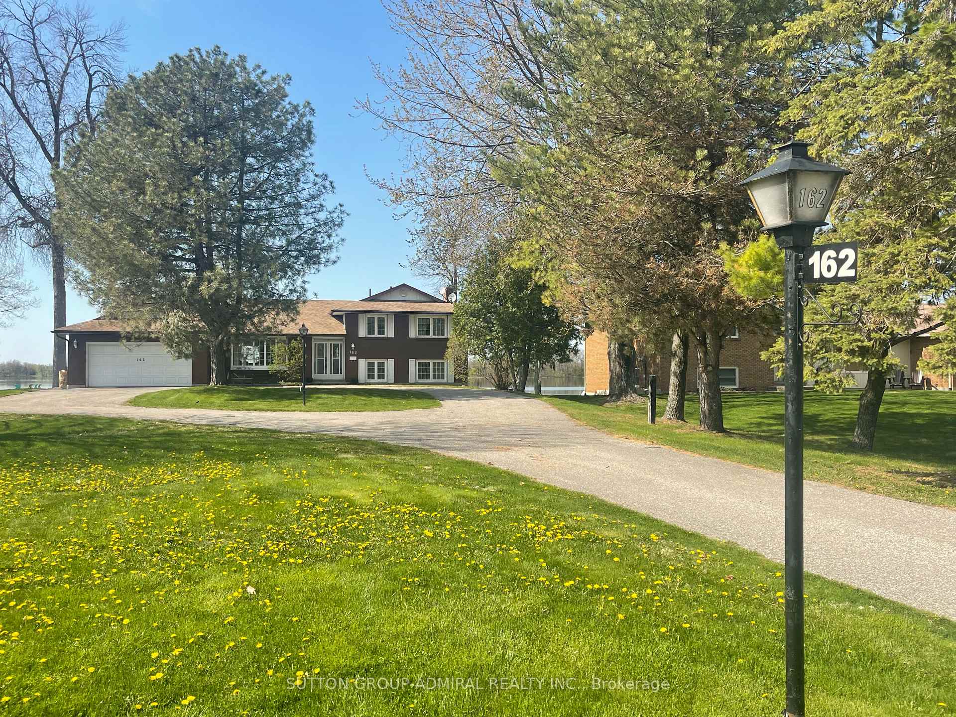 Photo 3 of 162 Bayshore Drive, Ramara, Rural Ramara — HOMEH
