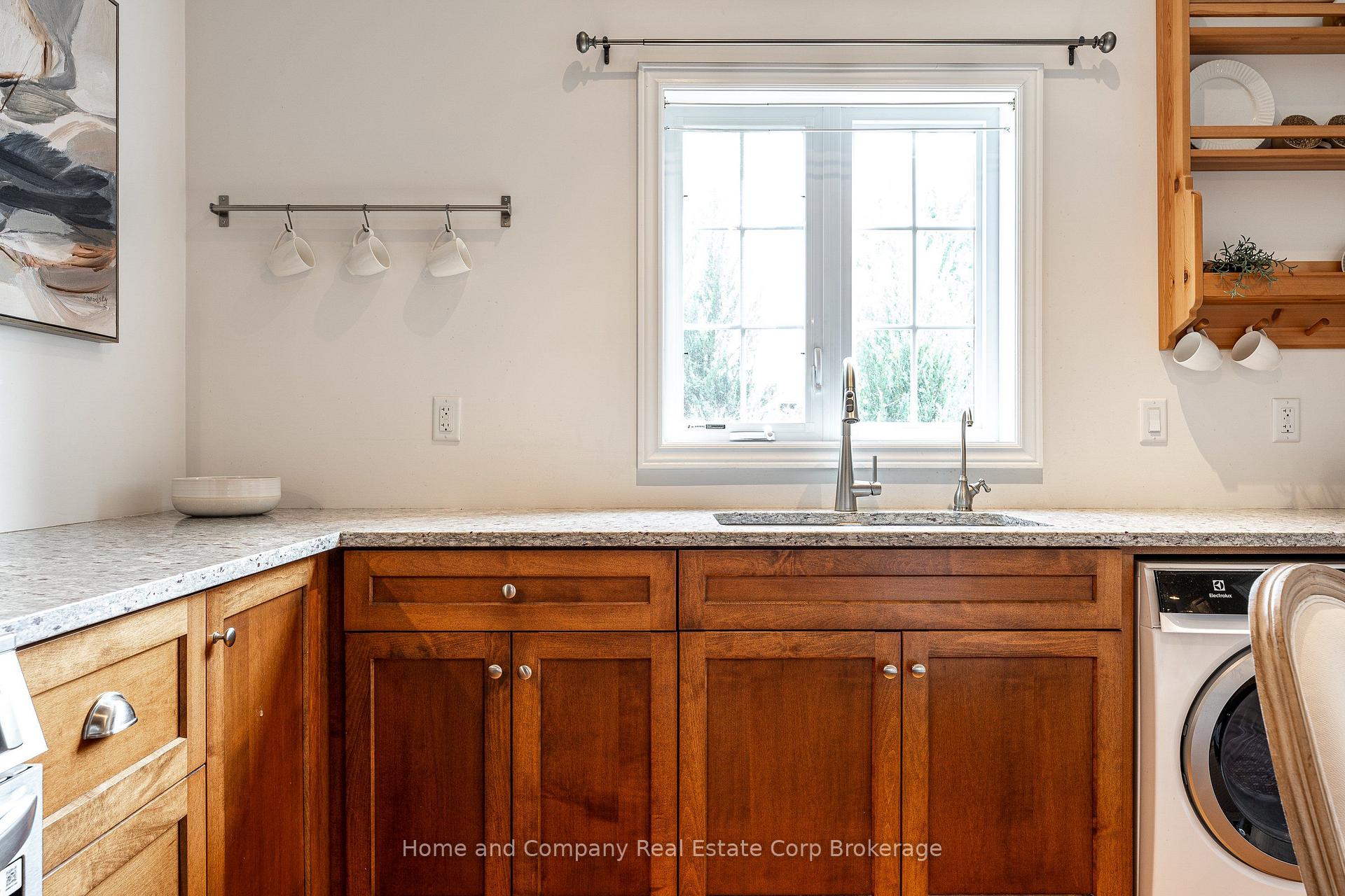 Photo 7 of 52 Thomas Street, Stratford — HOMEH