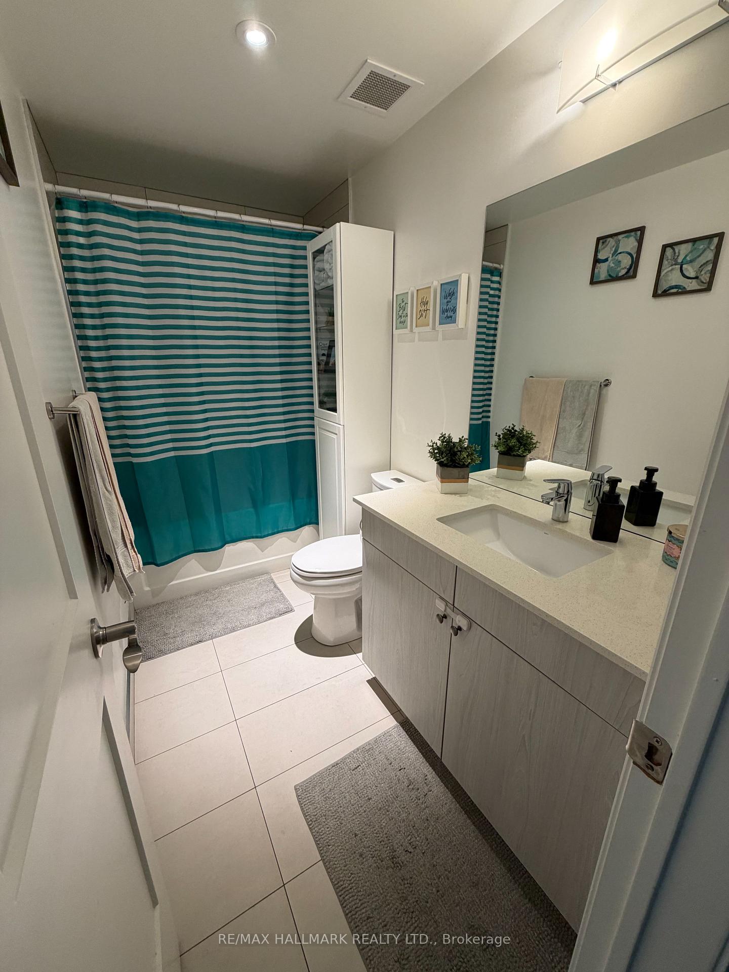 Photo 8 of Unit 302, 365 Beech Avenue, Toronto, The Beaches — HOMEH
