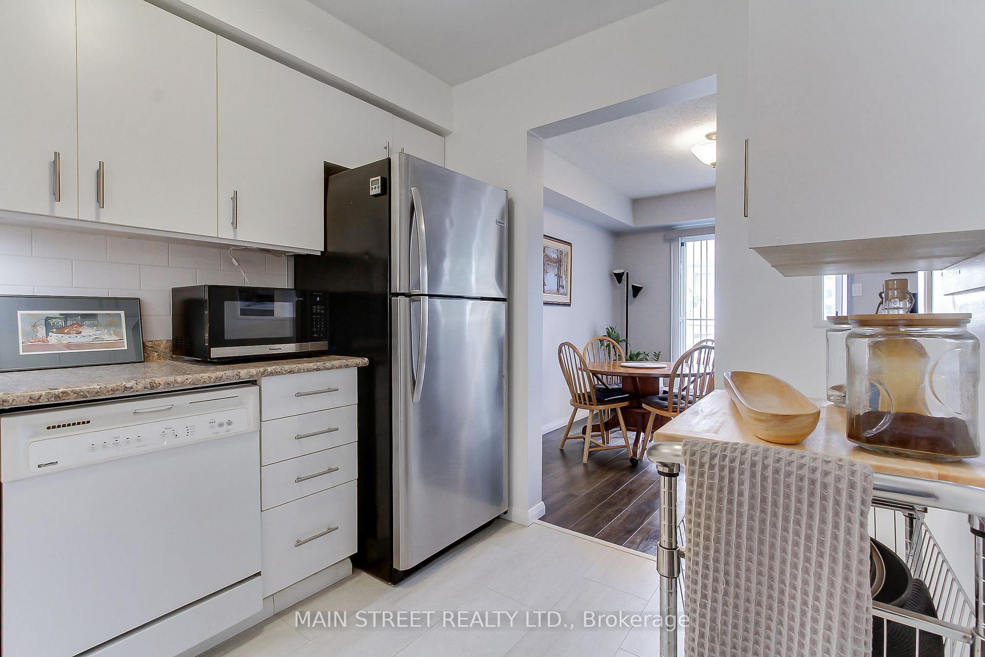 Photo 12 of 574 Jack Giles Circle, Newmarket, Summerhill Estates — HOMEH