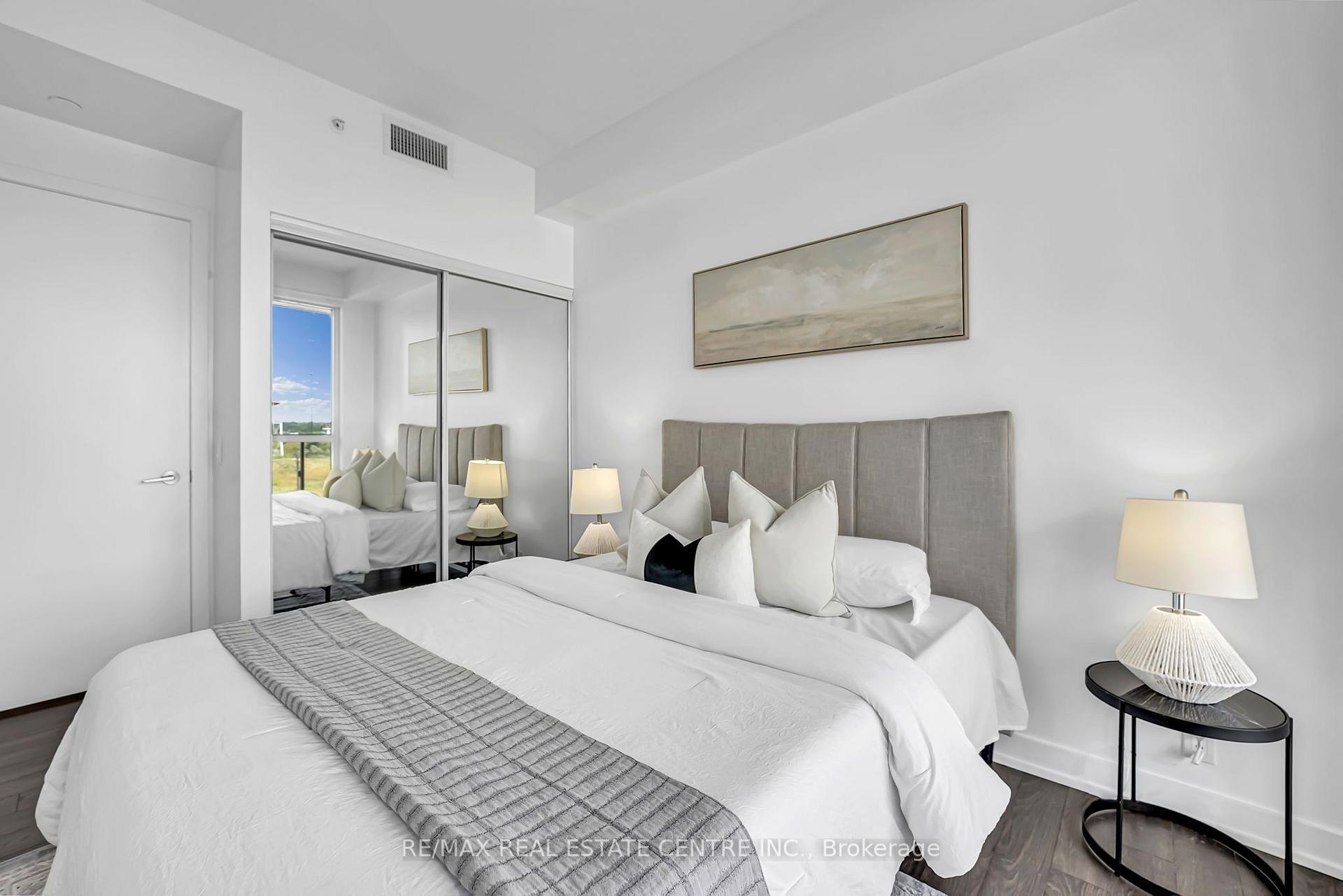 Photo 17 of Unit 809, 10 Park Lawn Road, Etobicoke, Mimico — HOMEH