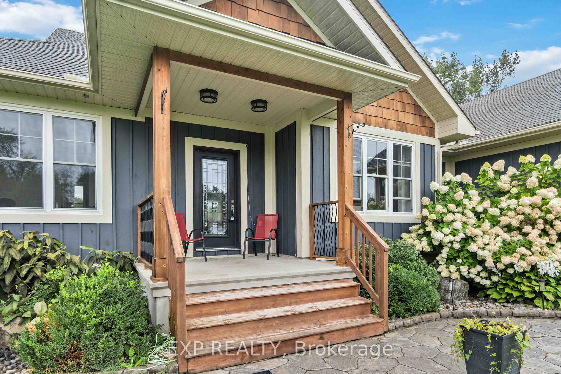 Photo 3 of 49 D'arcys Way, North Grenville, North Grenville Twp (Kemptville East) — HOMEH