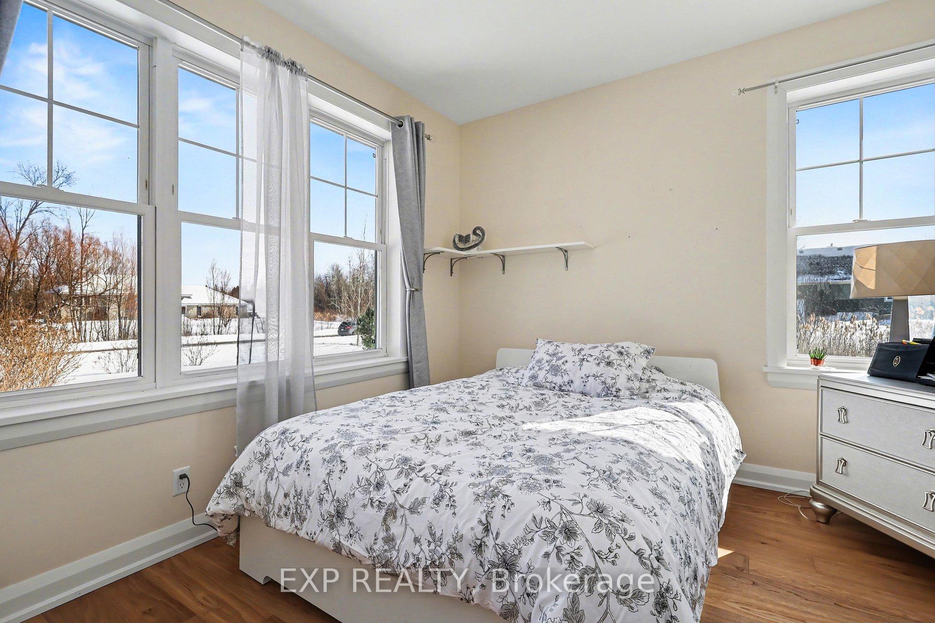 Photo 13 of 49 D'arcys Way, North Grenville, North Grenville Twp (Kemptville East) — HOMEH