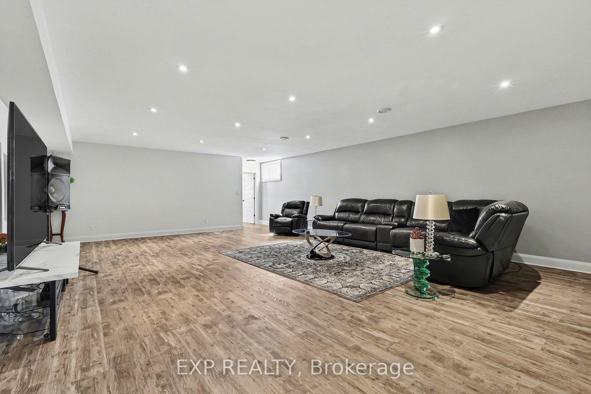 Photo 18 of 49 D'arcys Way, North Grenville, North Grenville Twp (Kemptville East) — HOMEH