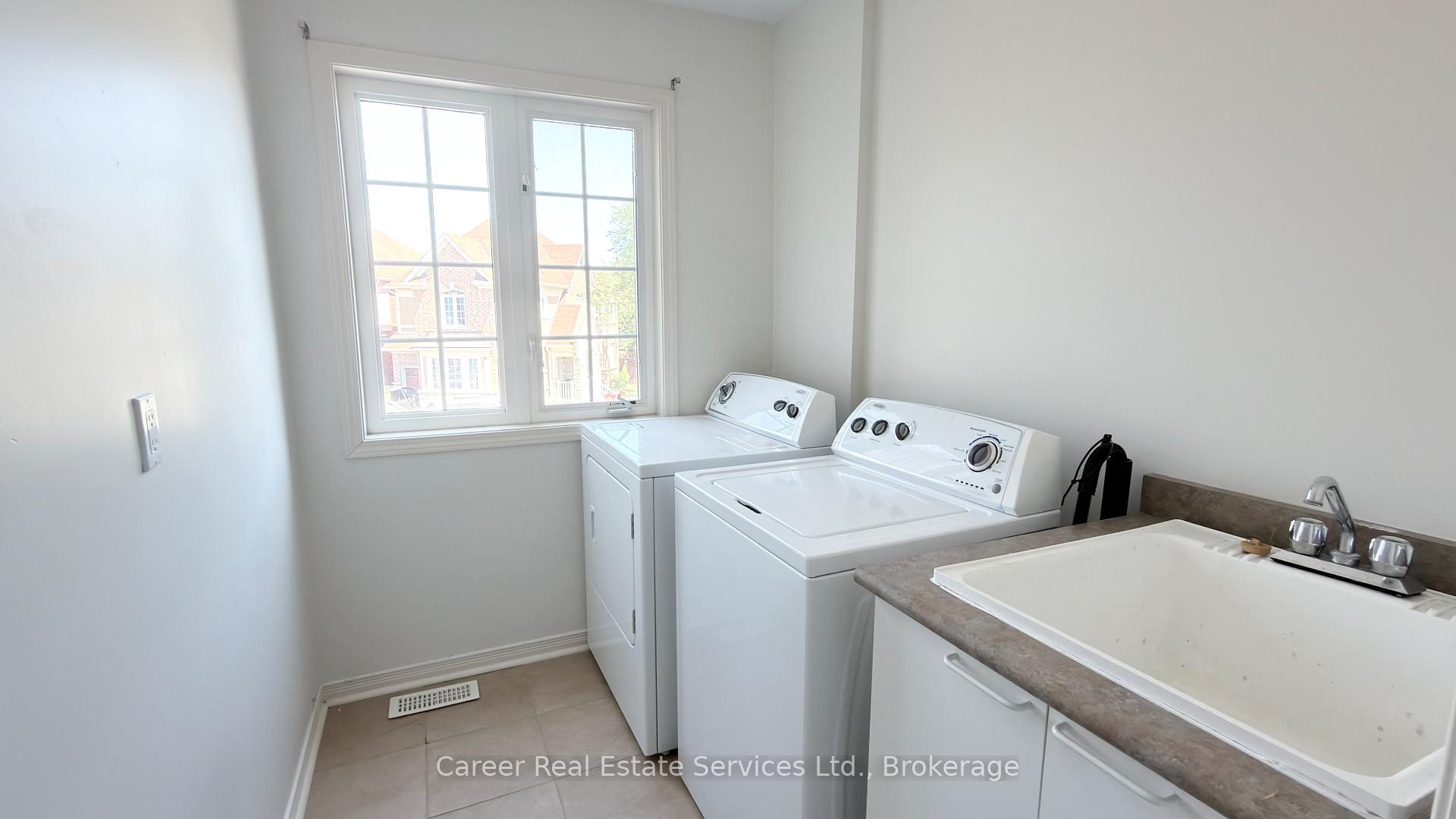 Photo 21 of 12 Cragg Crescent, Ajax, Northwest Ajax — HOMEH