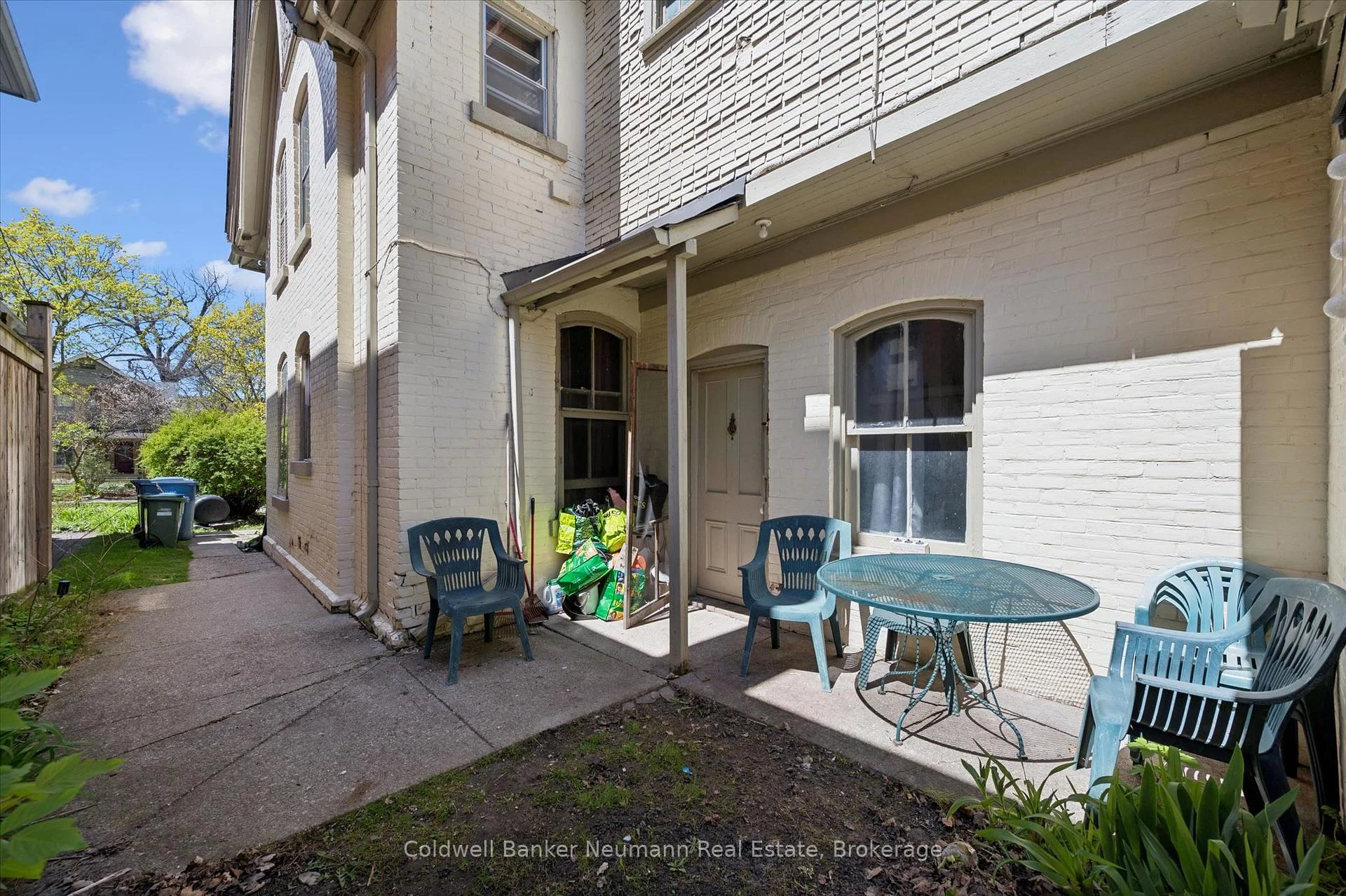 Photo 15 of 159 Glasgow Street N, Guelph, Downtown — HOMEH