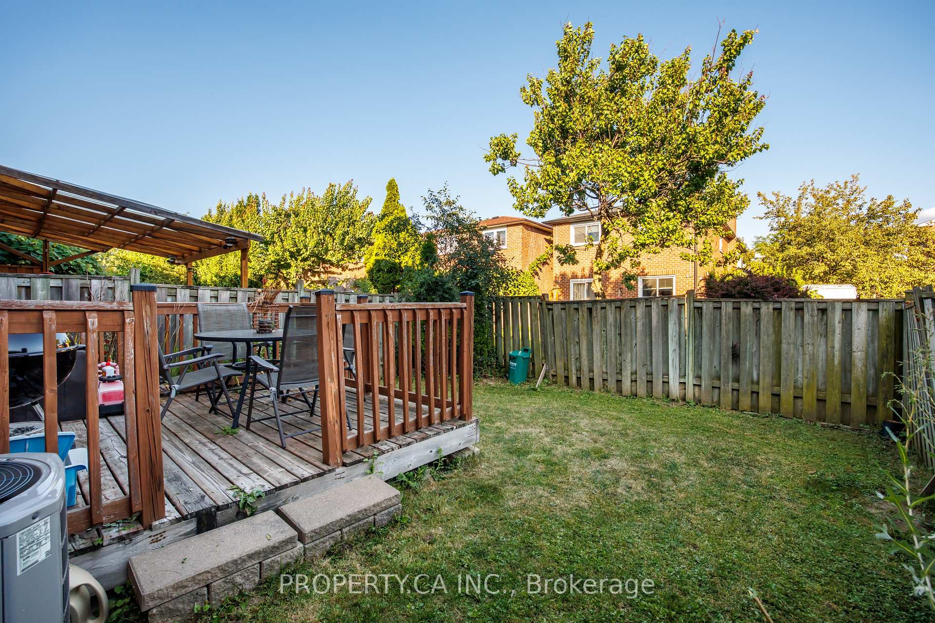 Photo 4 of 45 New Seabury Drive, Vaughan, Glen Shields — HOMEH