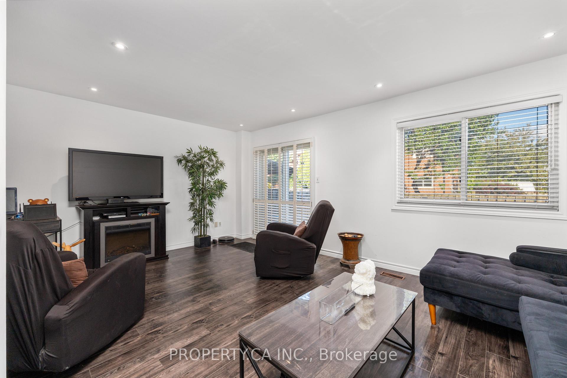 Photo 6 of 45 New Seabury Drive, Vaughan, Glen Shields — HOMEH