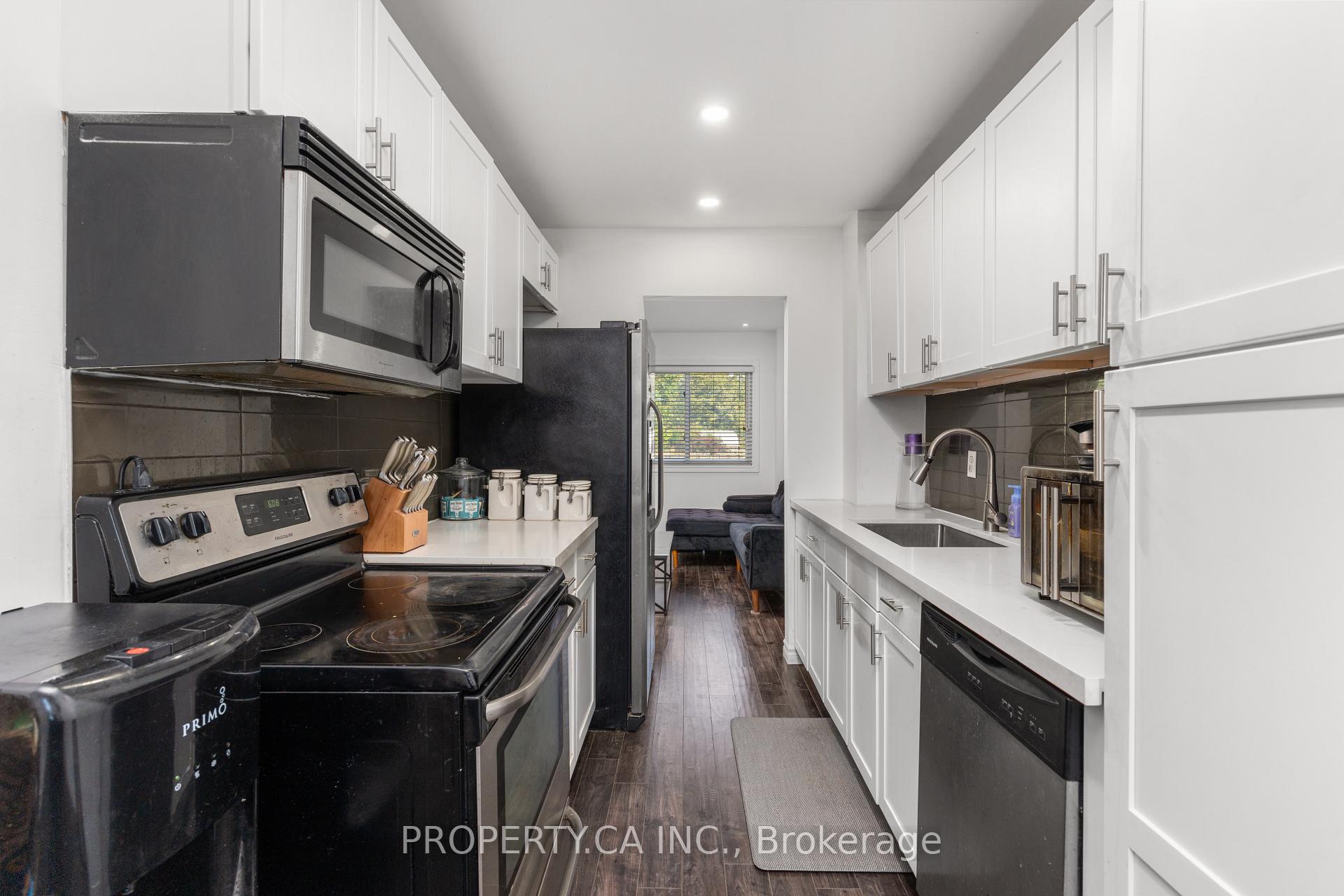 Photo 8 of 45 New Seabury Drive, Vaughan, Glen Shields — HOMEH